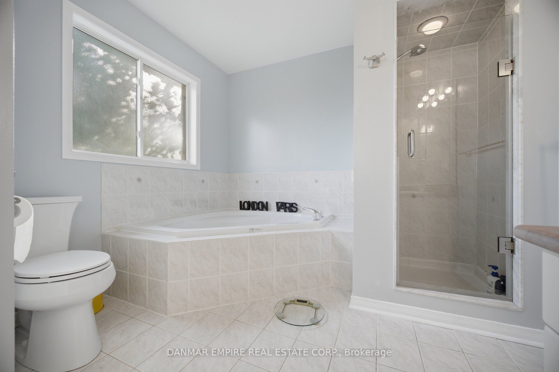 658 Julia Avenue Property Photo 26