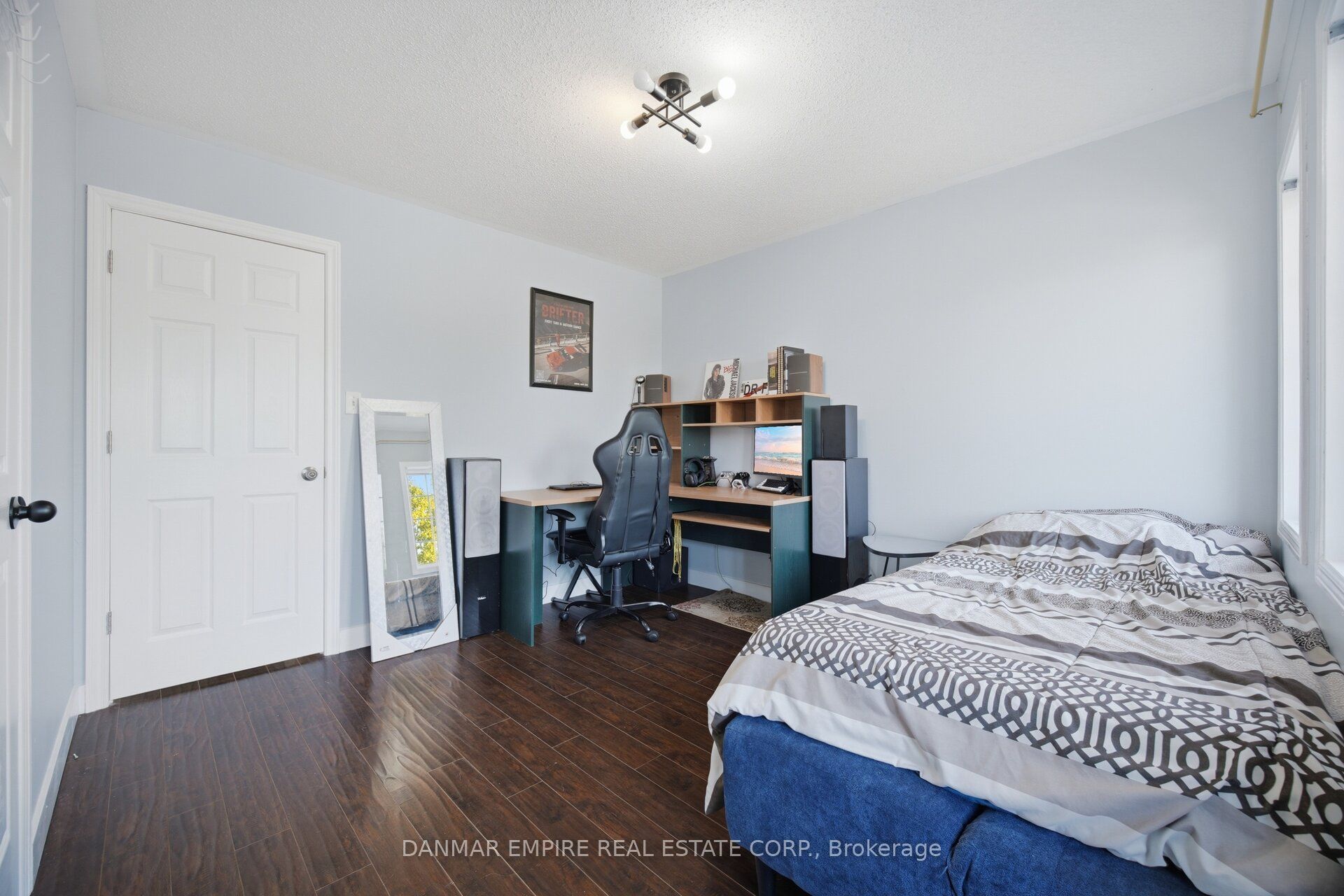 658 Julia Avenue Property Photo 30