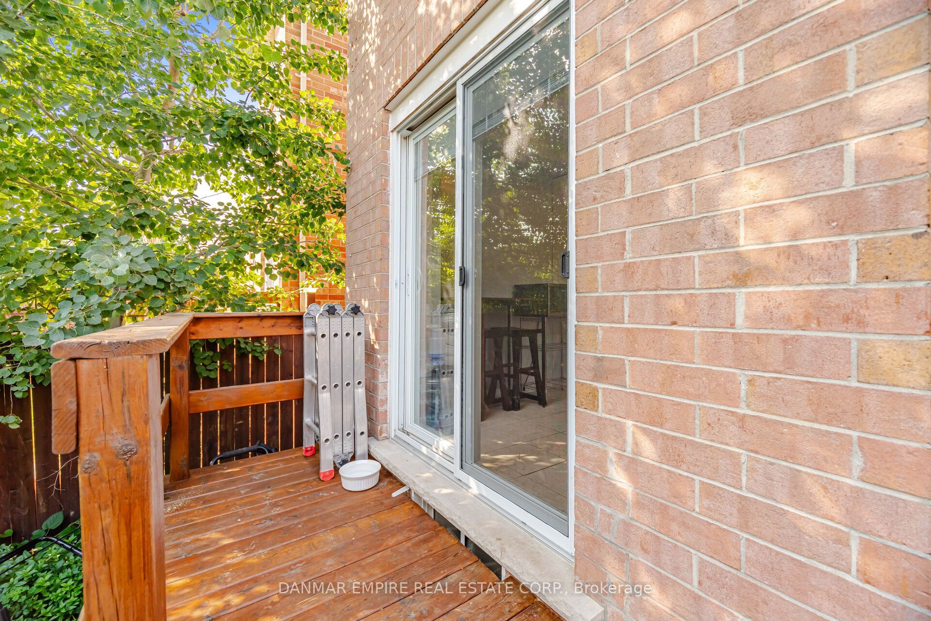 658 Julia Avenue Property Photo 42
