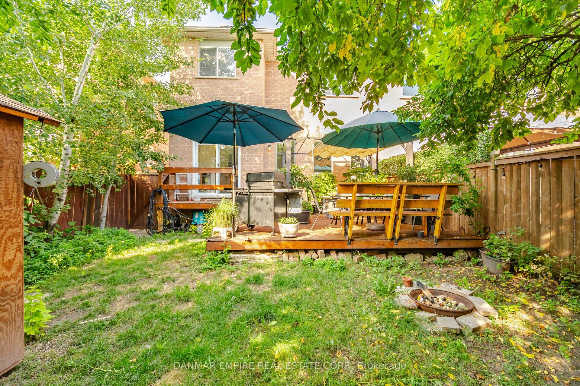 658 Julia Avenue Property Photo 46