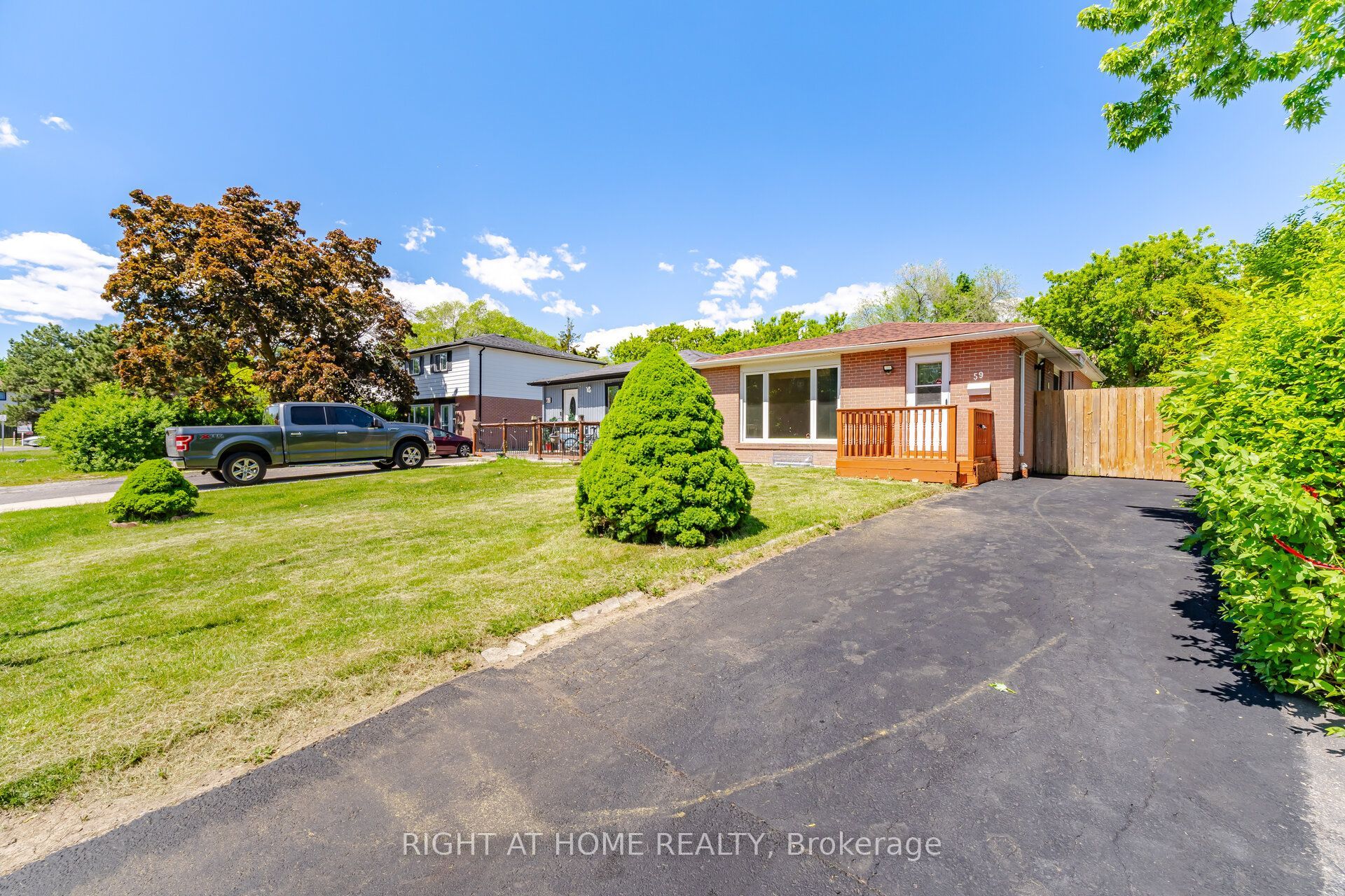 59 Edenborough Drive Property Photo 1