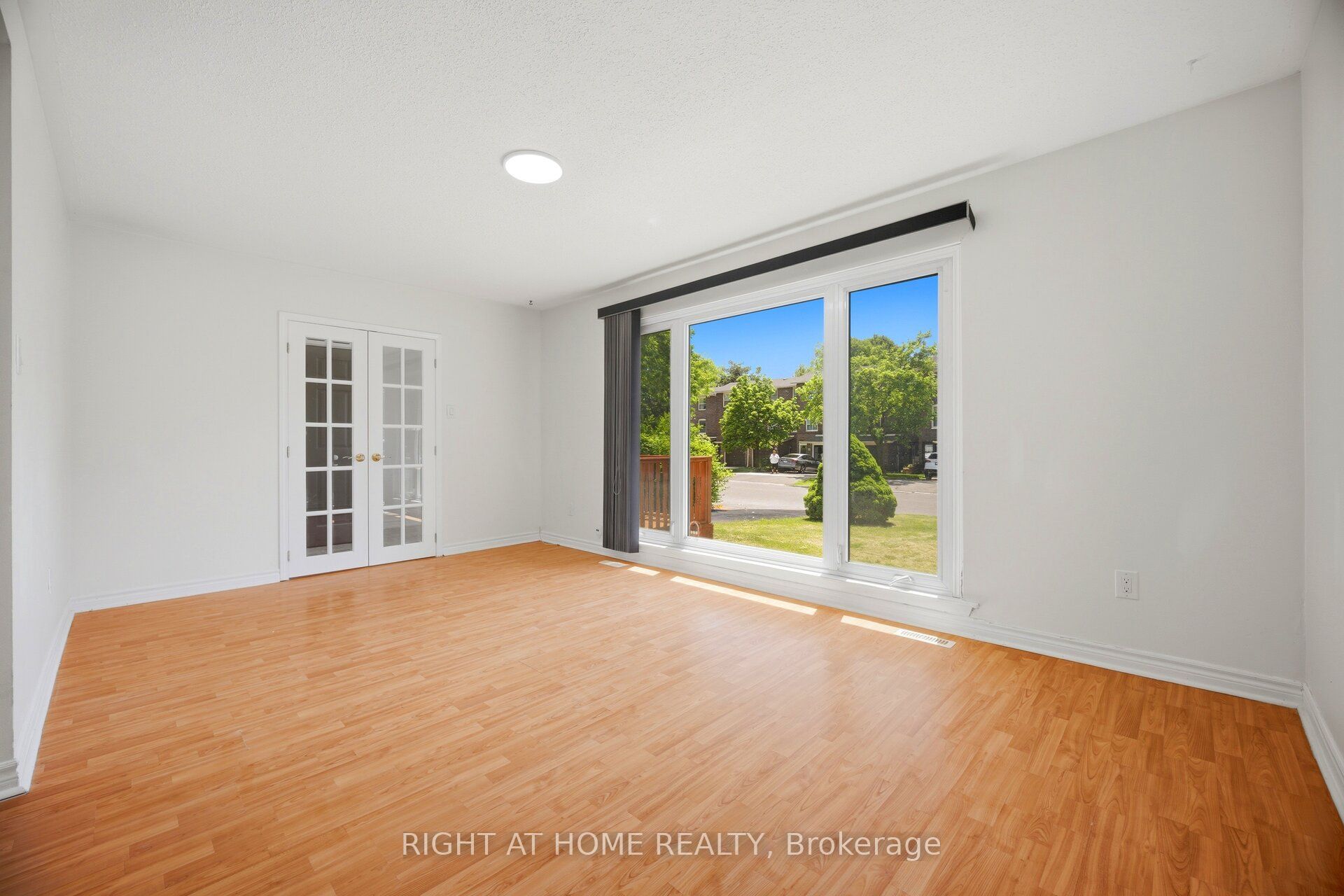 59 Edenborough Drive Property Photo 9