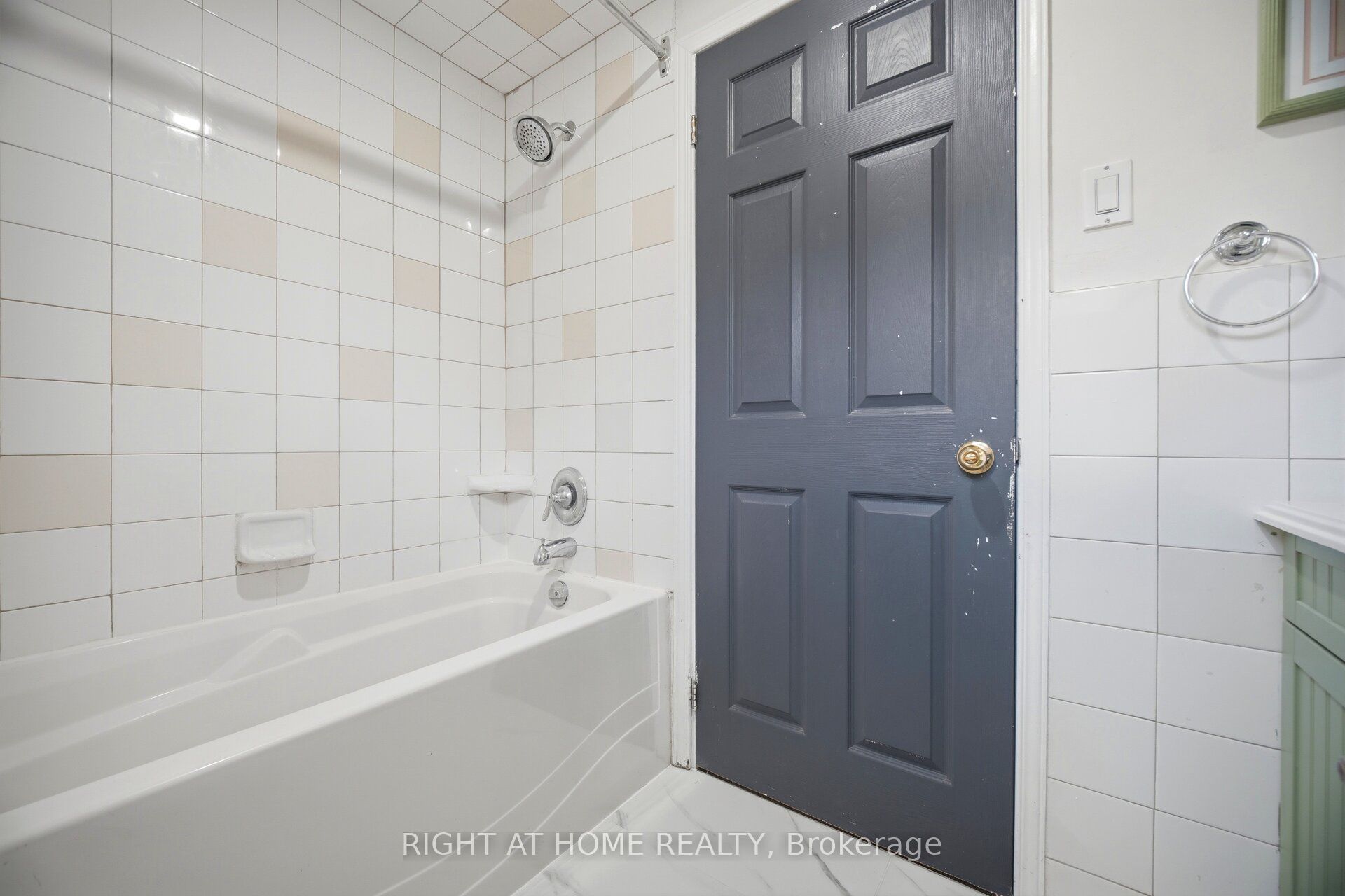 59 Edenborough Drive Property Photo 15