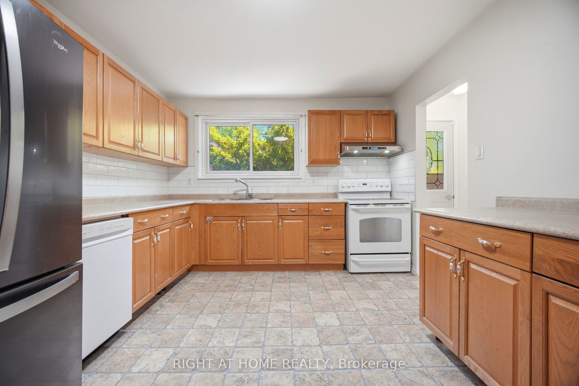 59 Edenborough Drive Property Photo 39