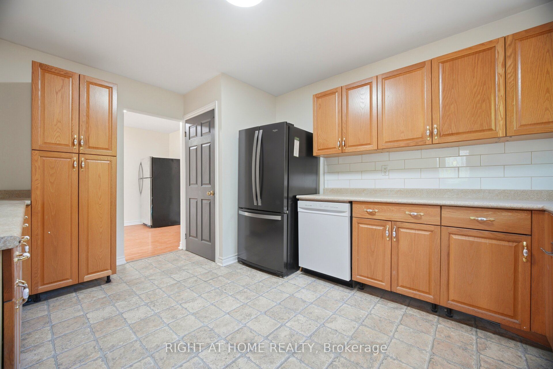 59 Edenborough Drive Property Photo 40