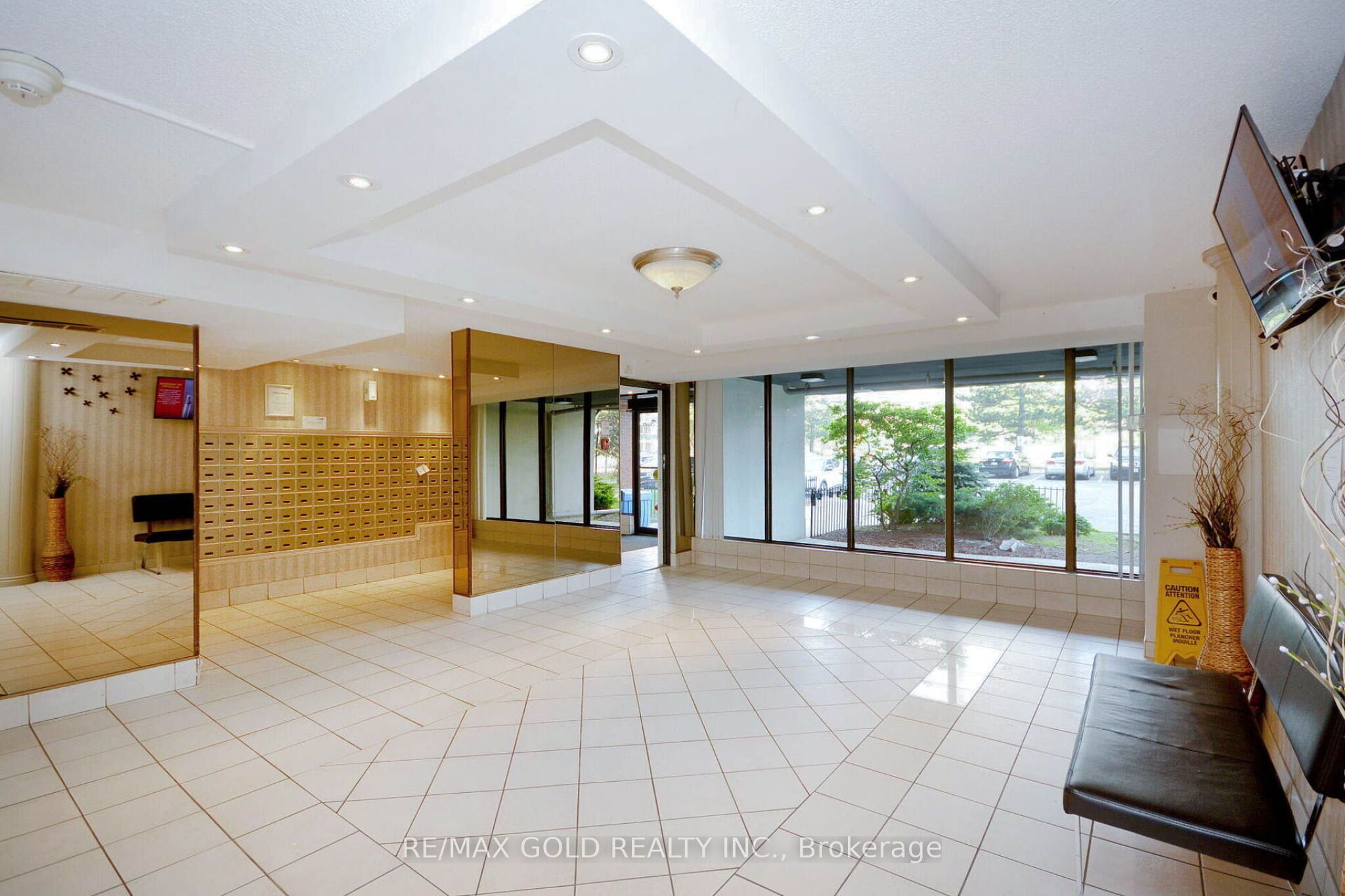 21 Knightsbridge Road 407 Property Photo 5