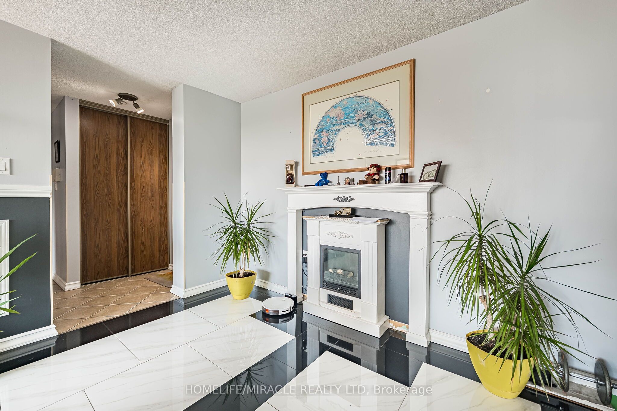 21 Knightsbridge Road 407 Property Photo 17