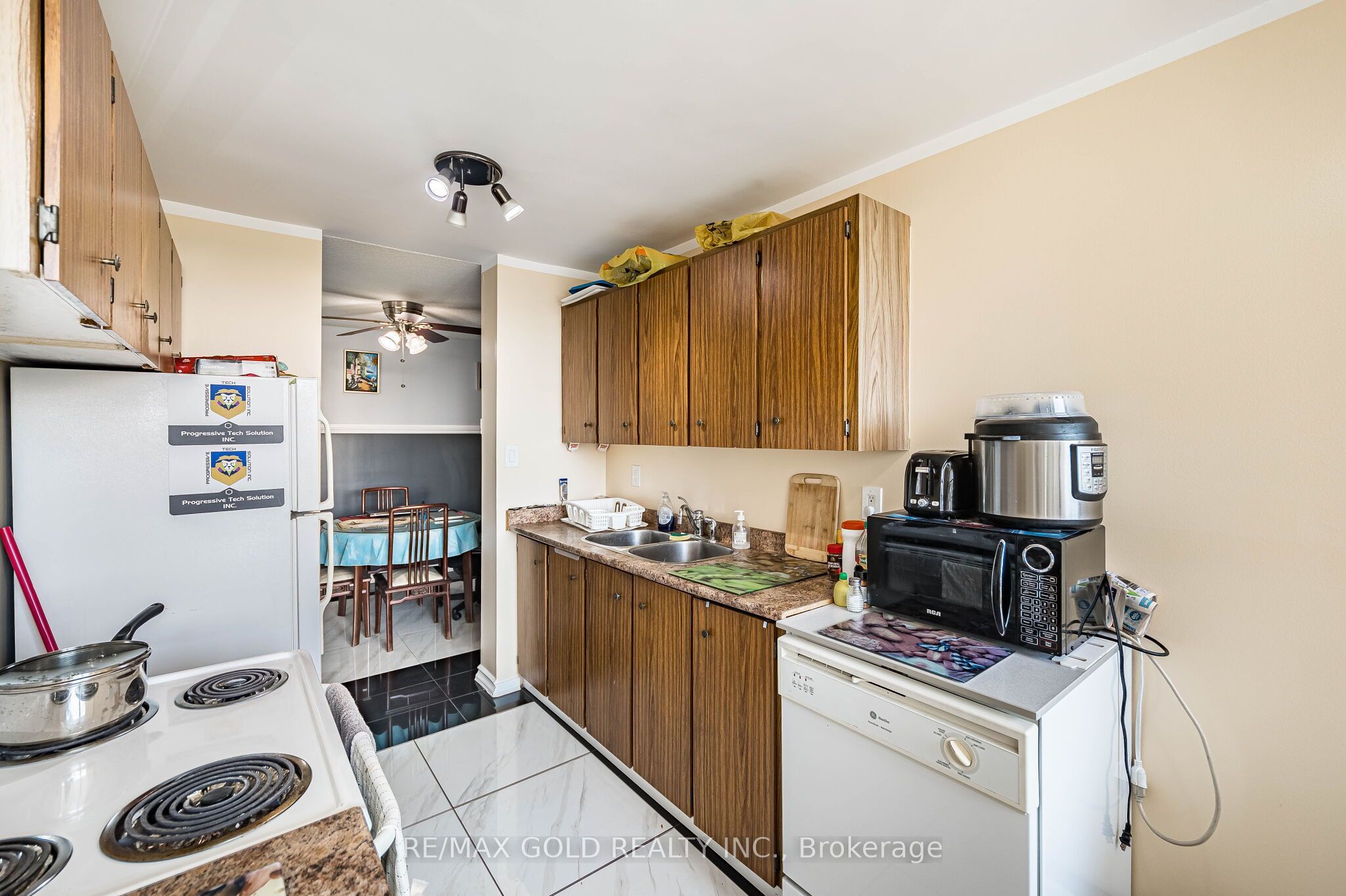 21 Knightsbridge Road 407 Property Photo 33