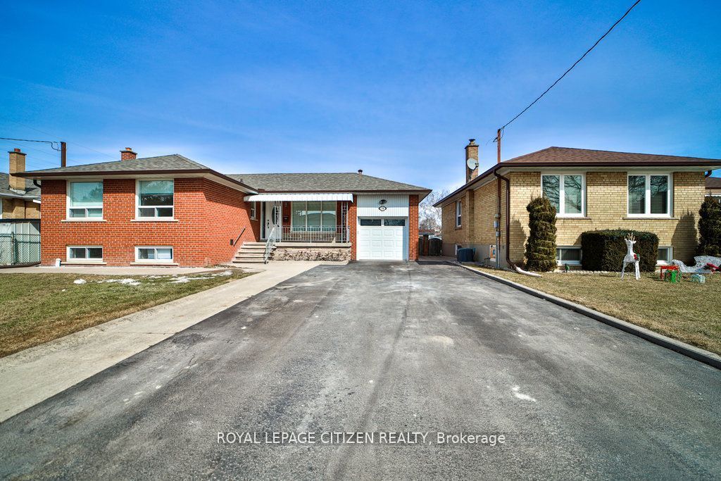 34 Belleglade Lower Court Property Photo 6