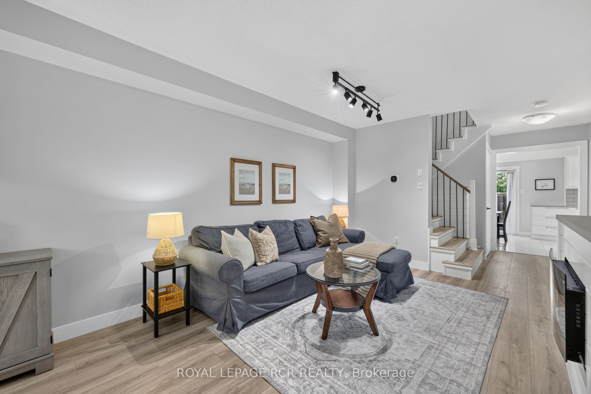 95 Waters Boulevard Property Photo 6