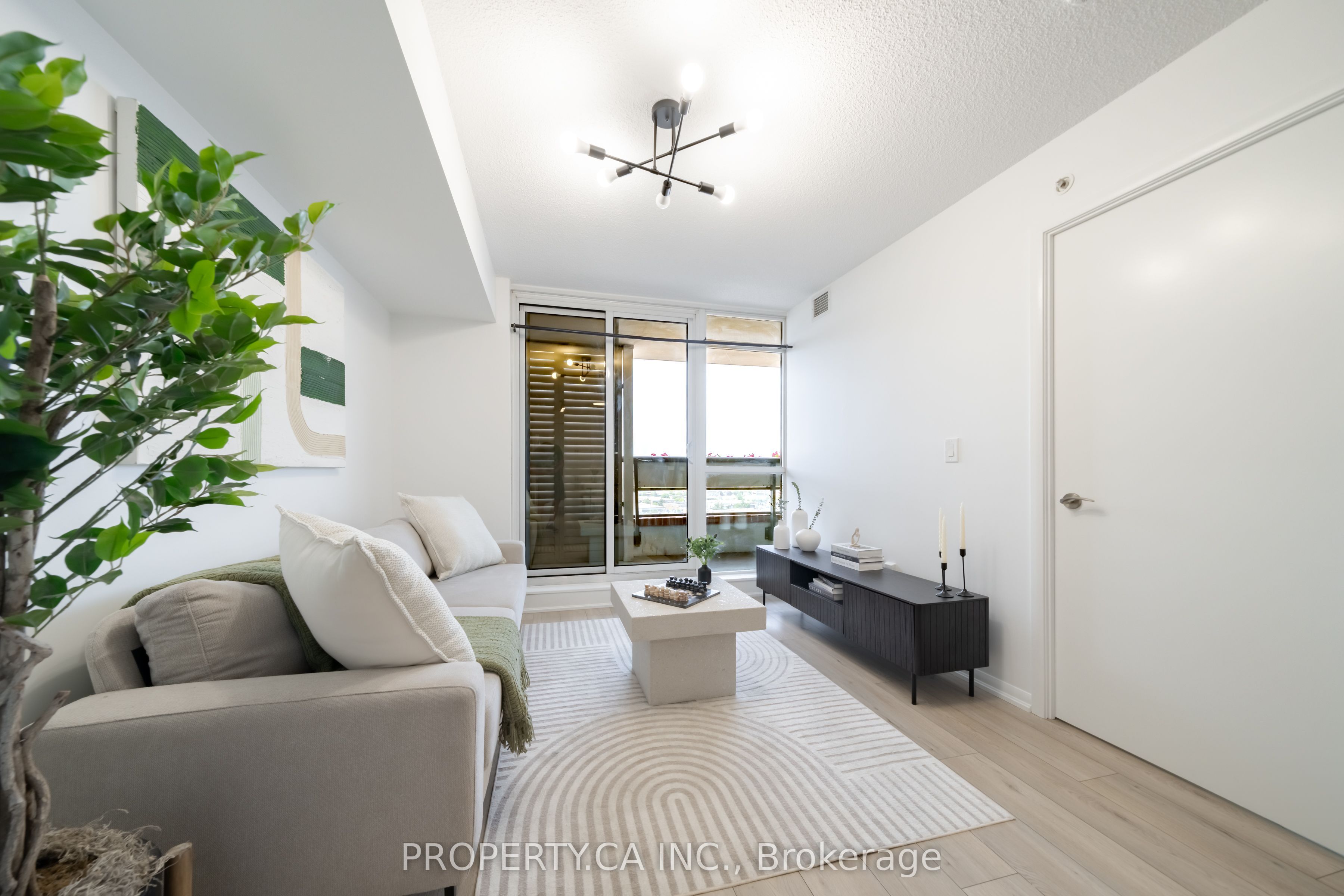 830 Lawrence Avenue 1201 Property Photo 6