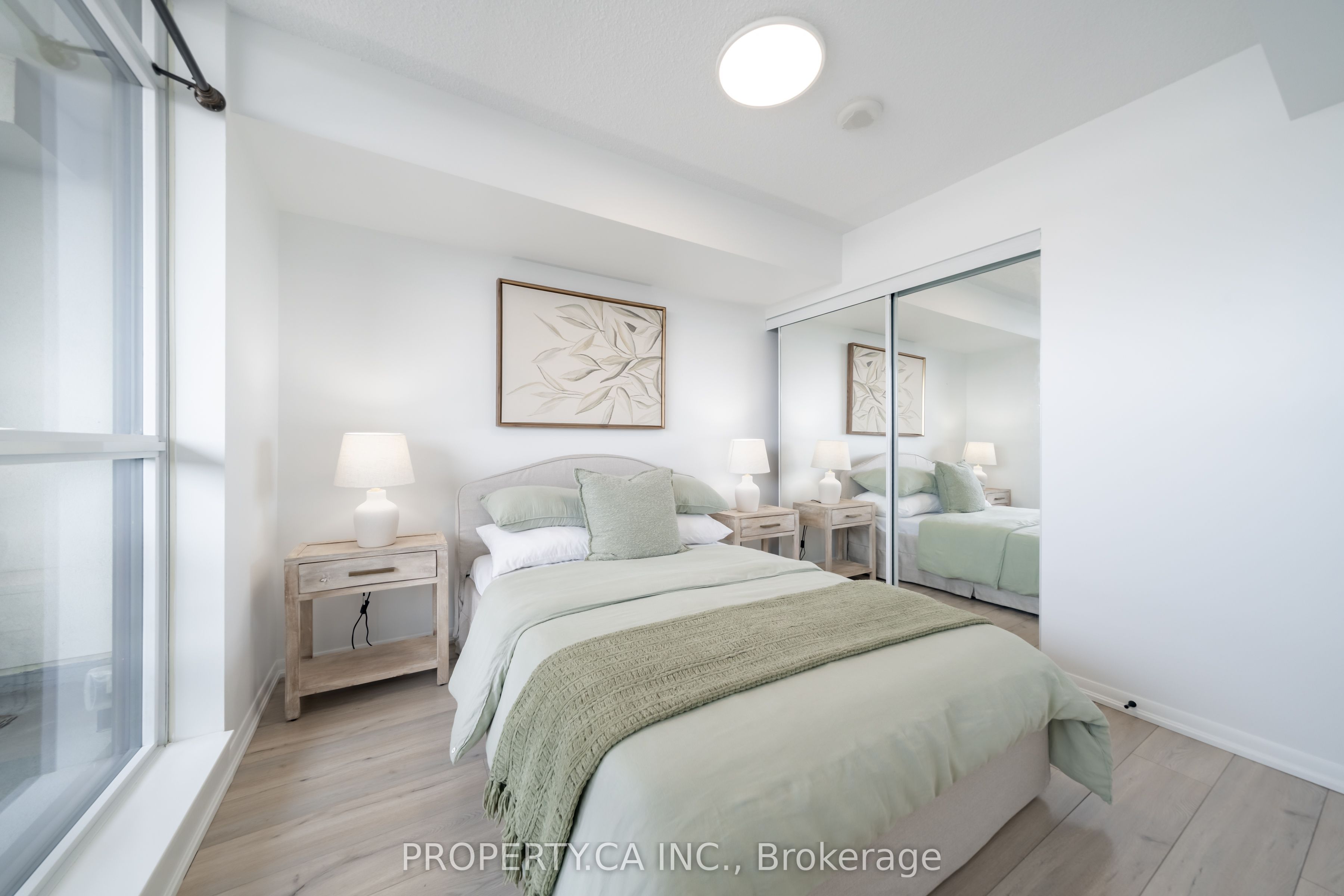 830 Lawrence Avenue 1201 Property Photo 19