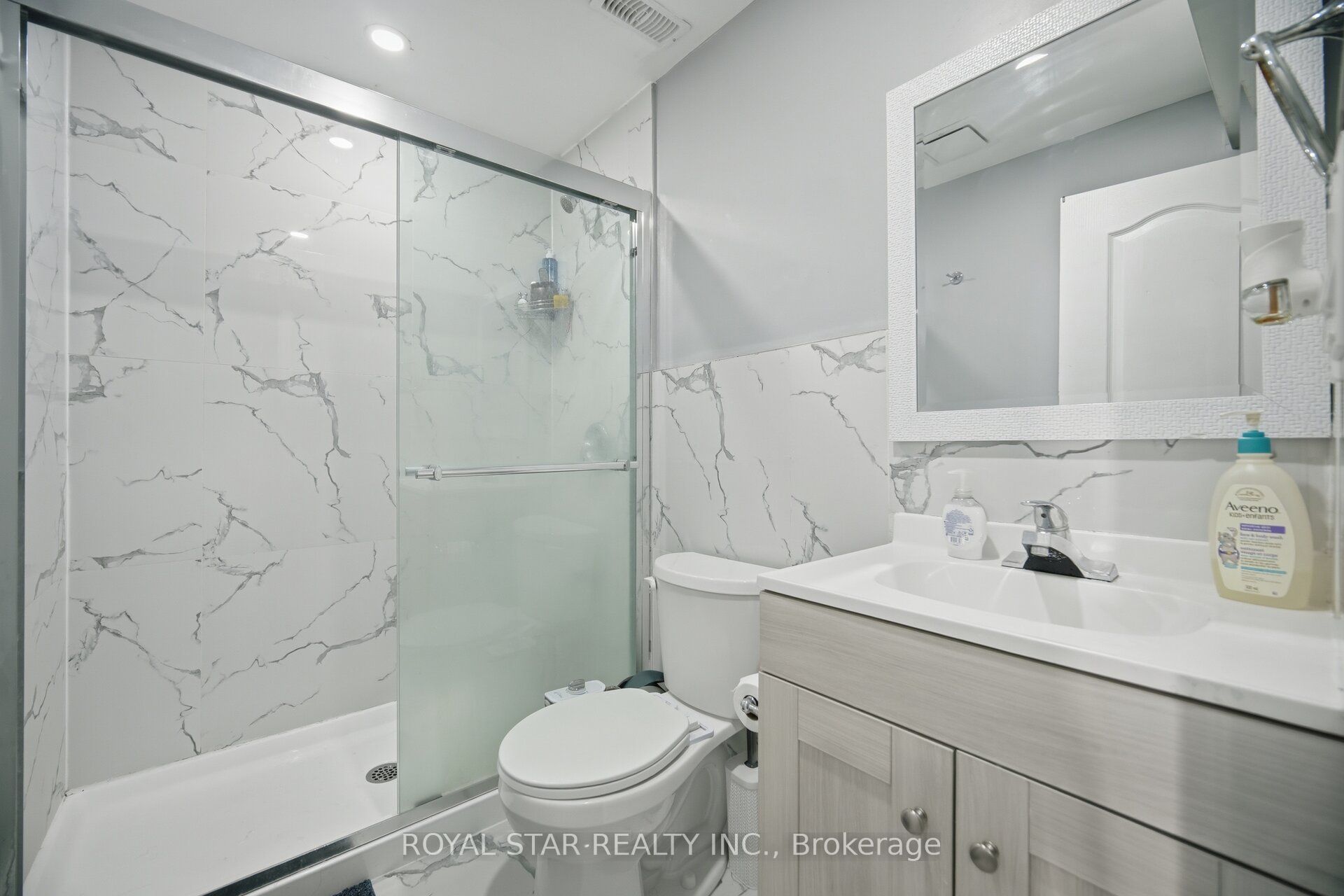 18 Summer Mist Court Property Photo 45