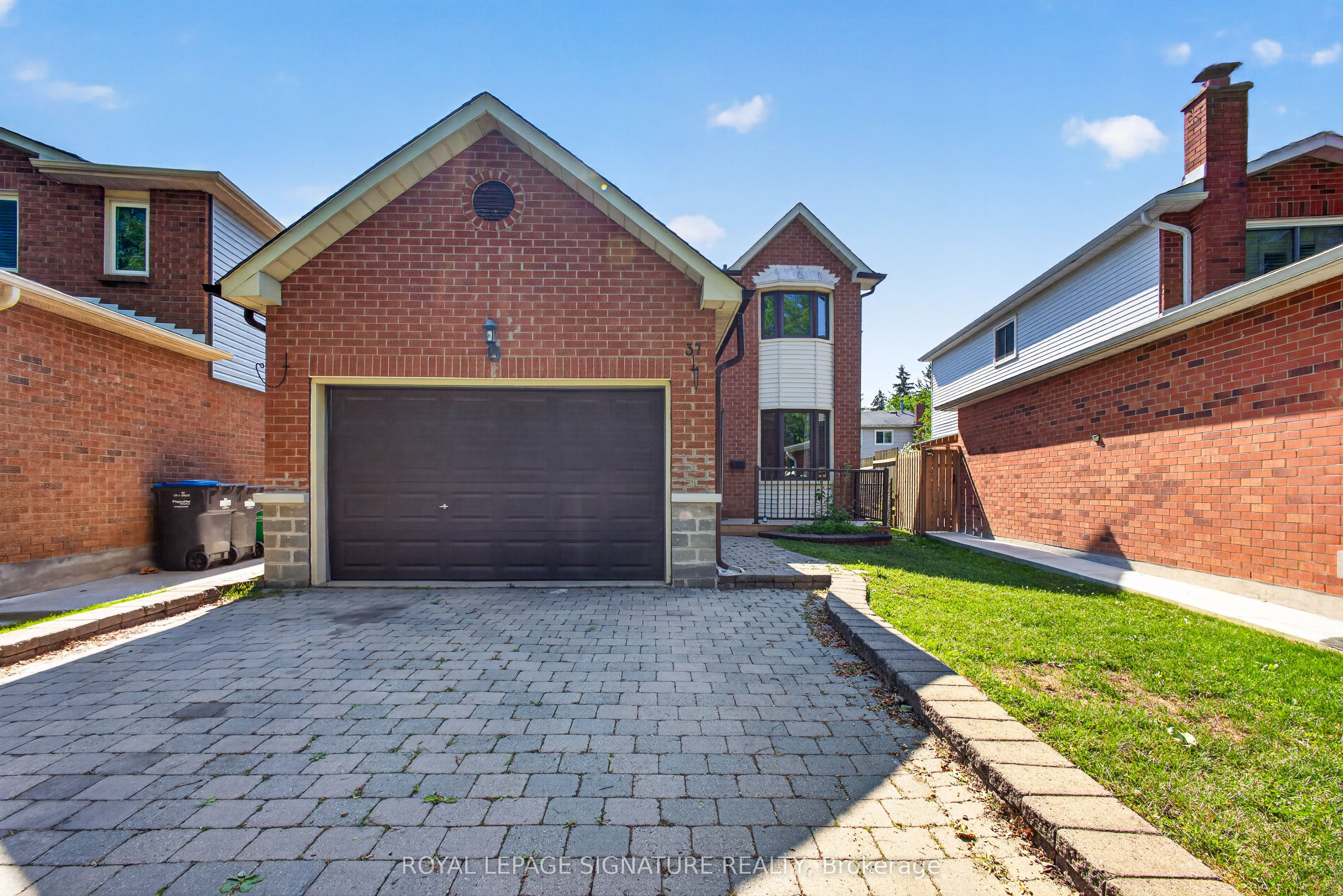 37 Oleander Crescent Property Photo 2