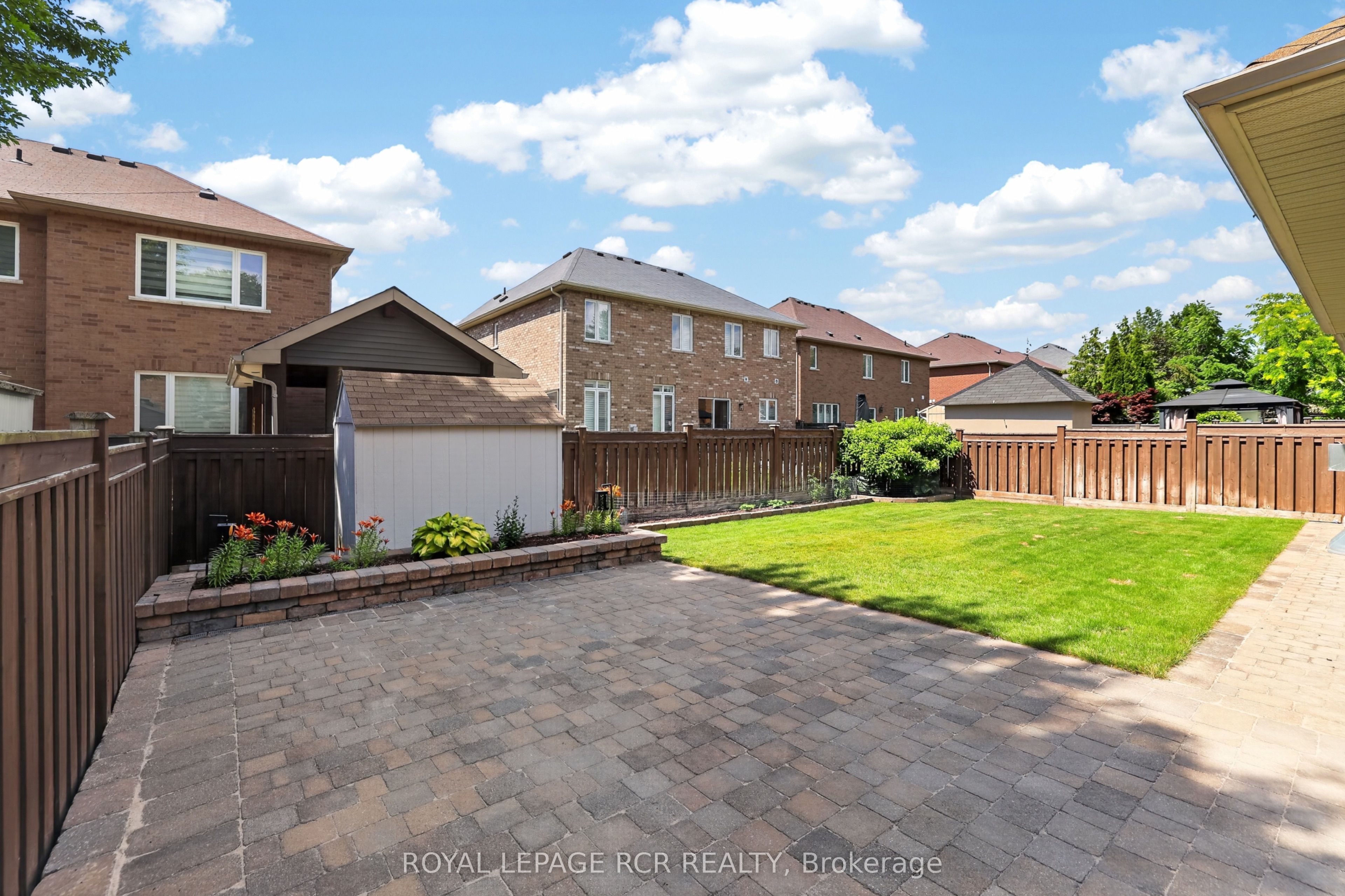 30 Borland Crescent Property Photo 39