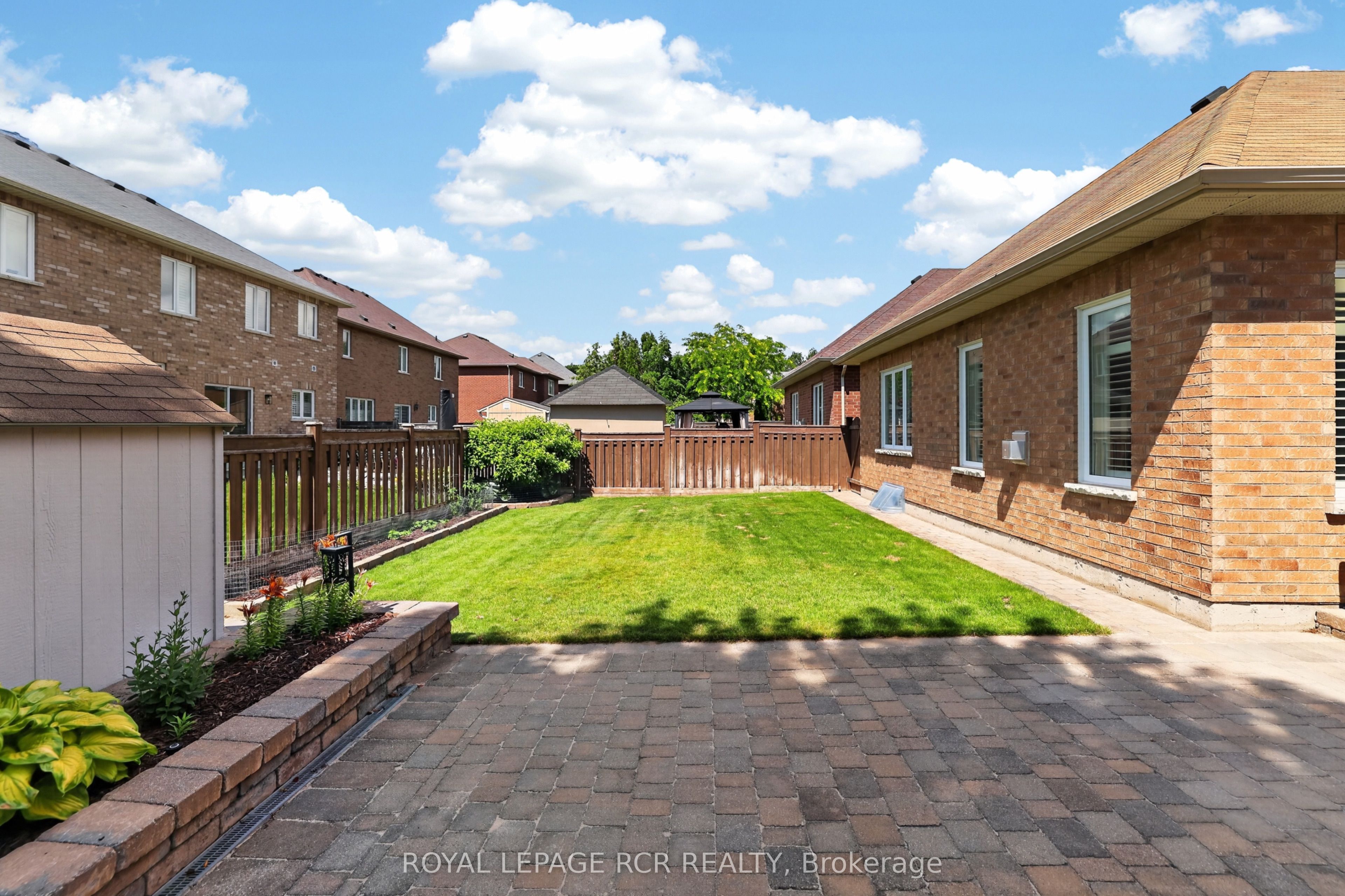 30 Borland Crescent Property Photo 40