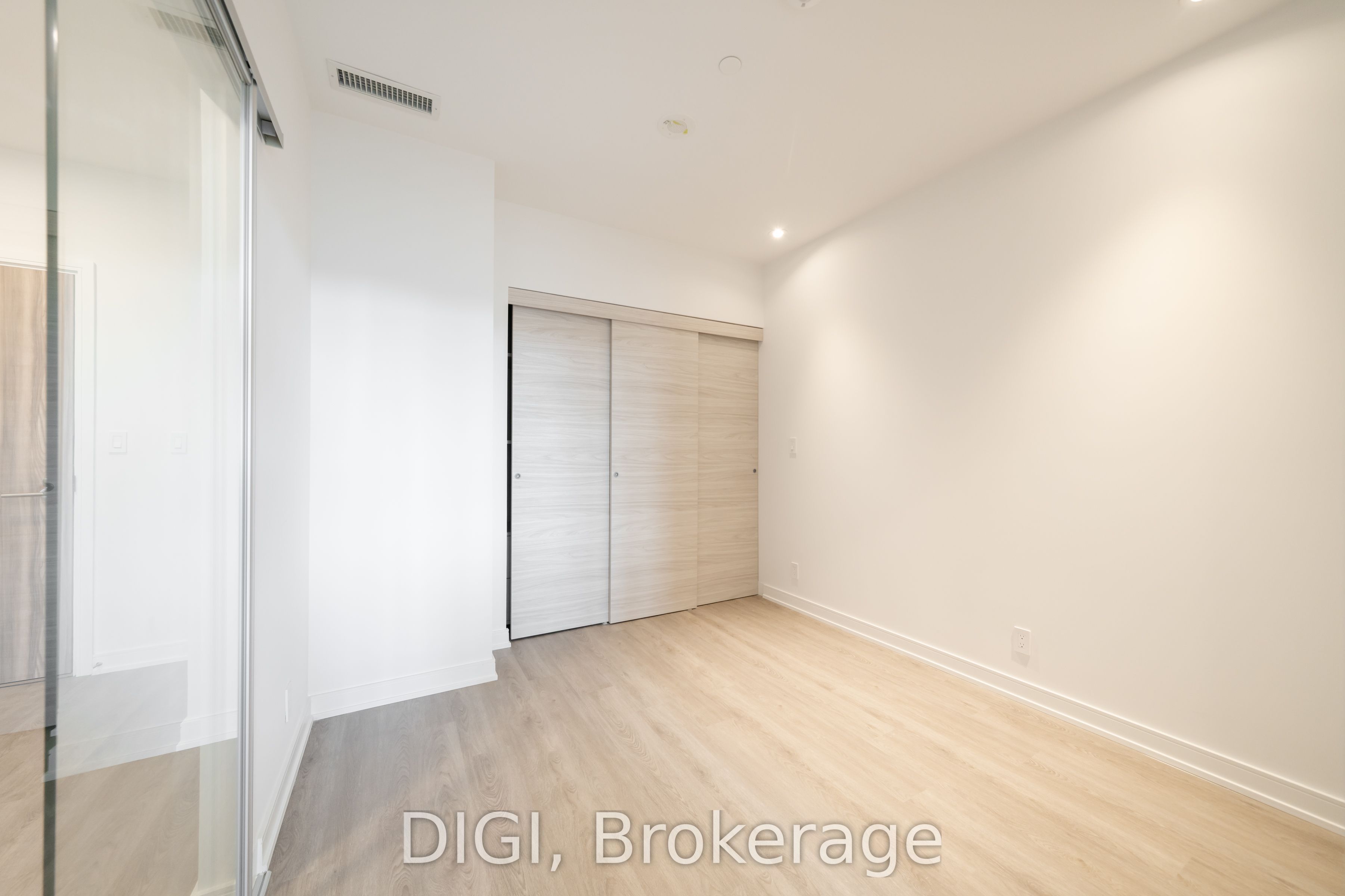 485 Perth Avenue W320 Property Photo 20