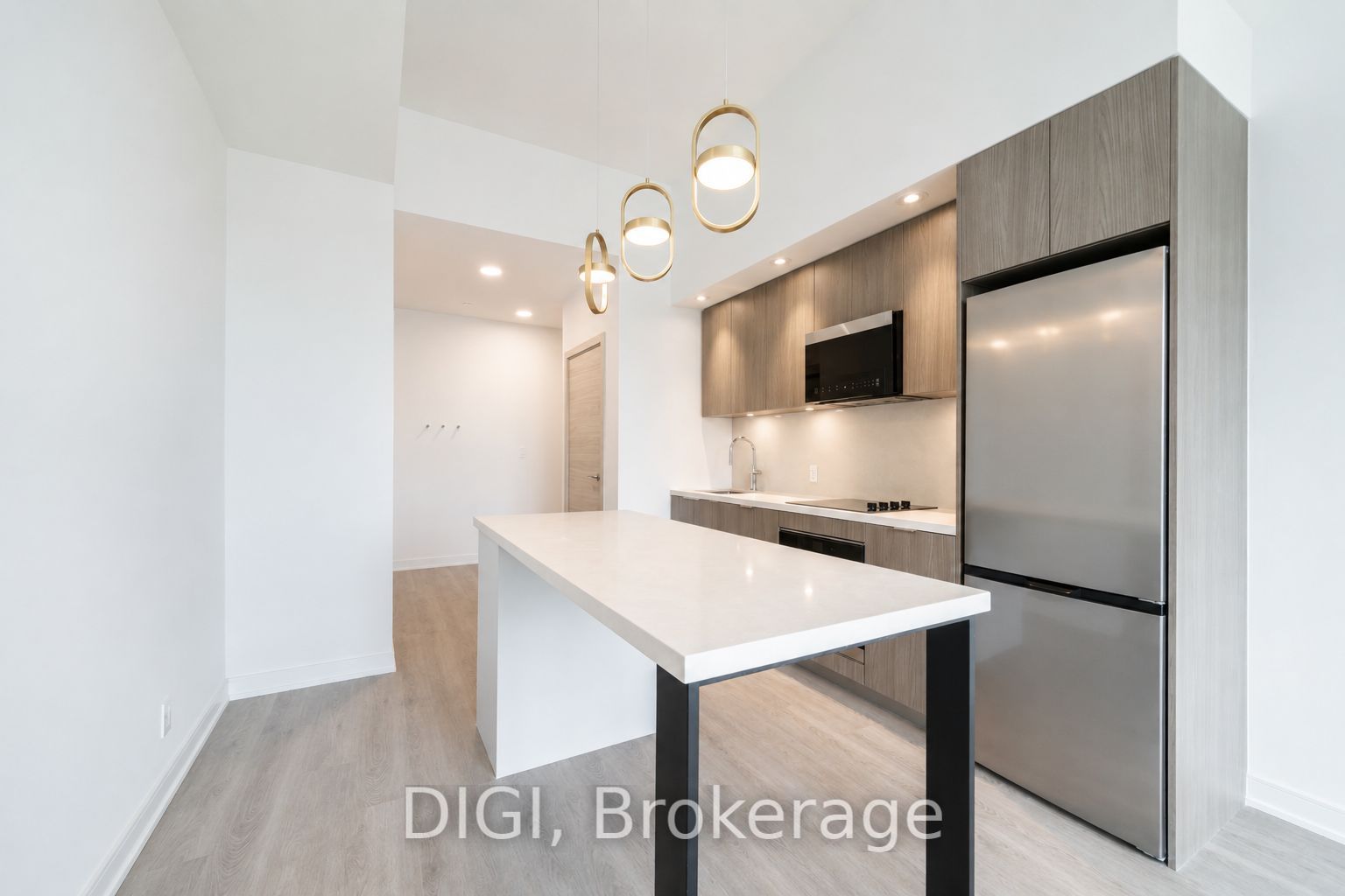 485 Perth Avenue E438 Property Photo 5
