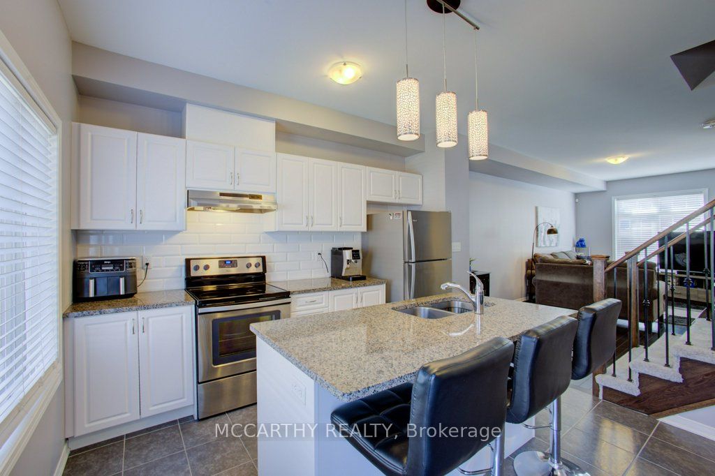 60 First Street 14 Property Photo 11
