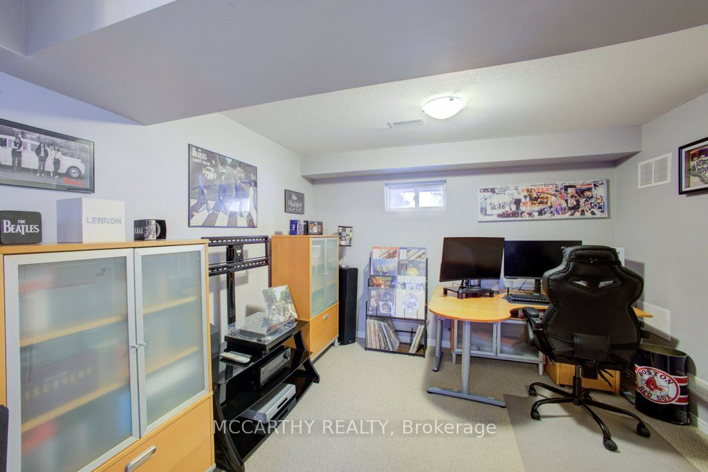 60 First Street 14 Property Photo 26