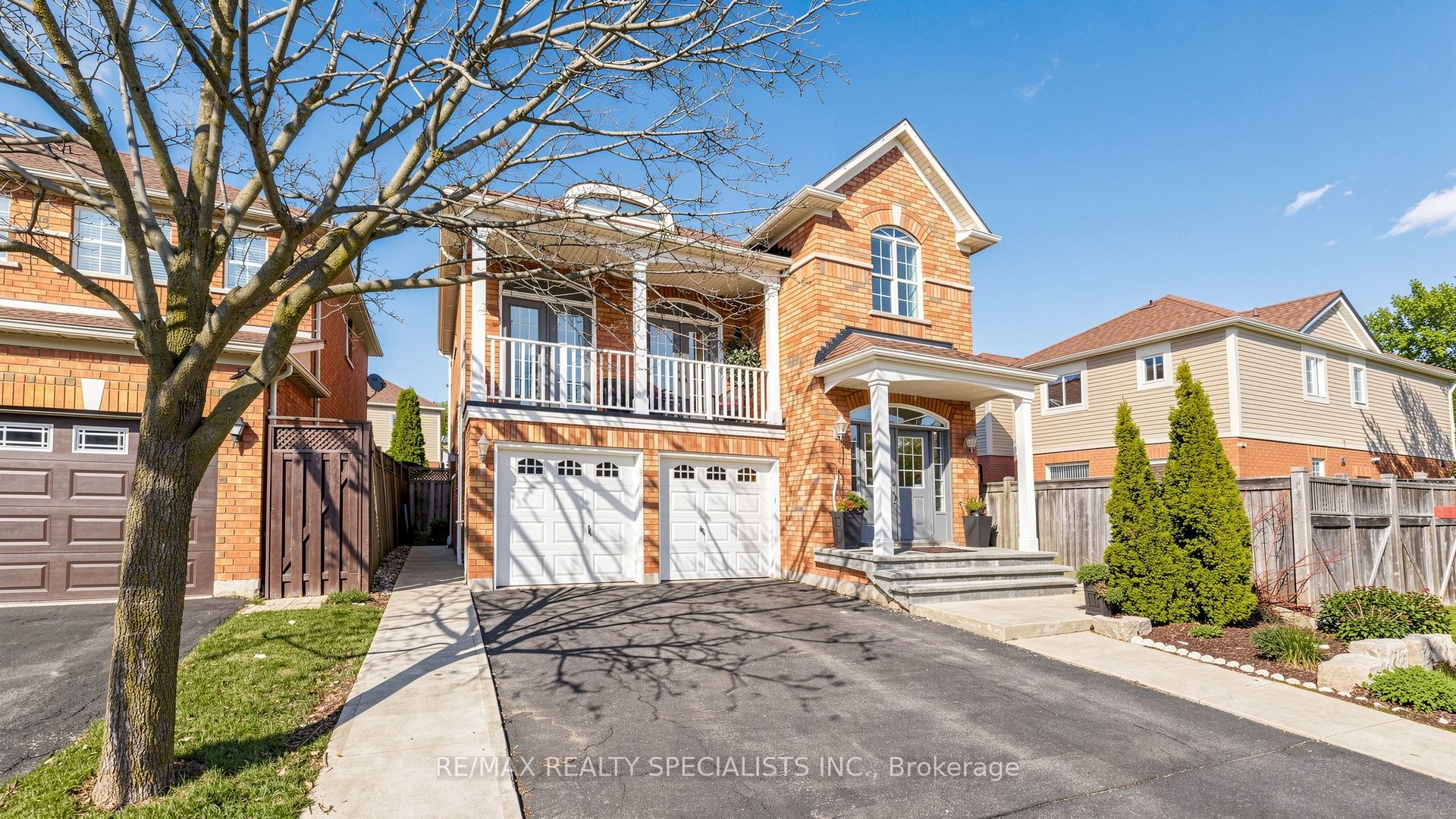 193 Queen Mary Drive Property Photo 1