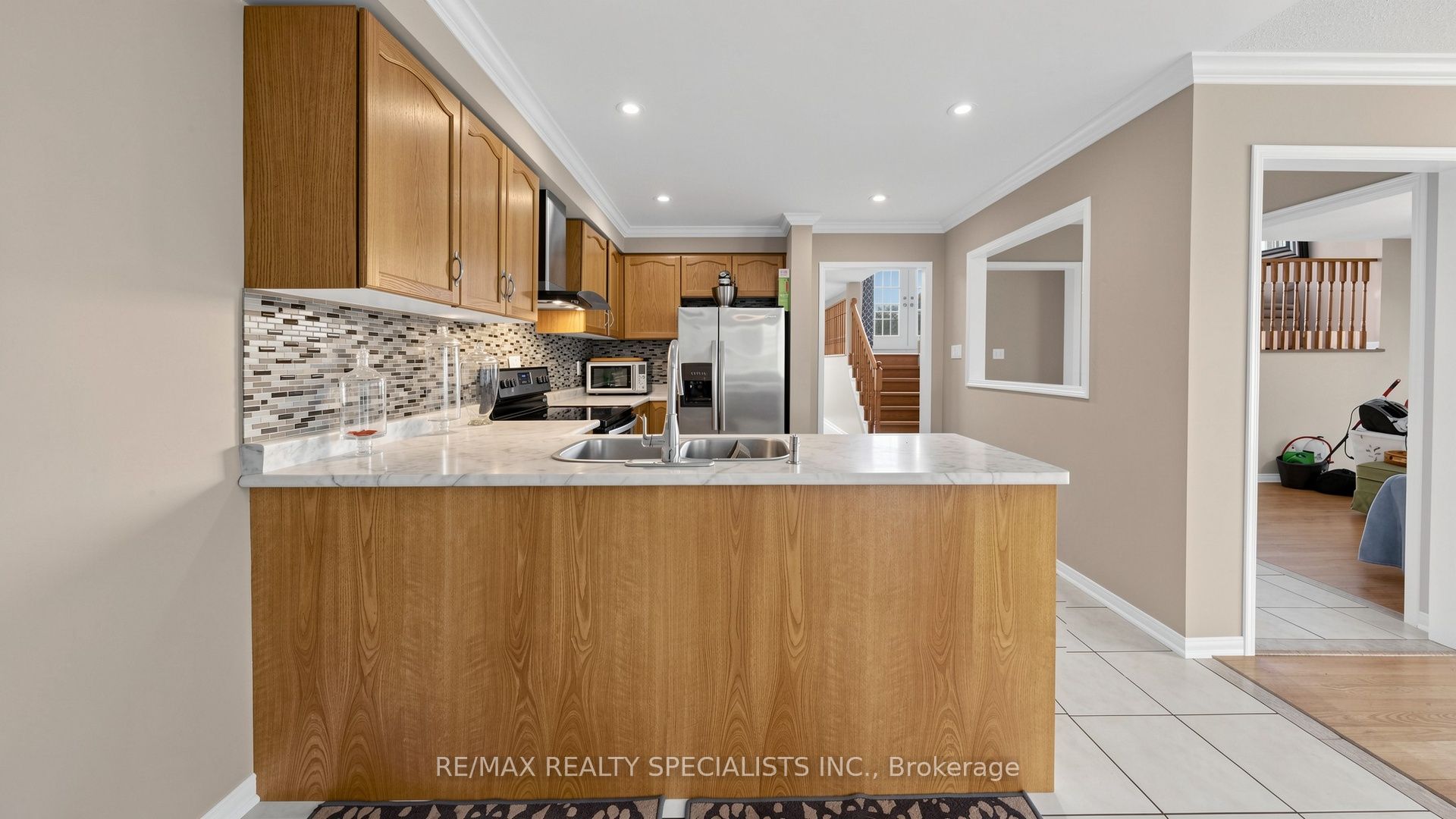193 Queen Mary Drive Property Photo 13
