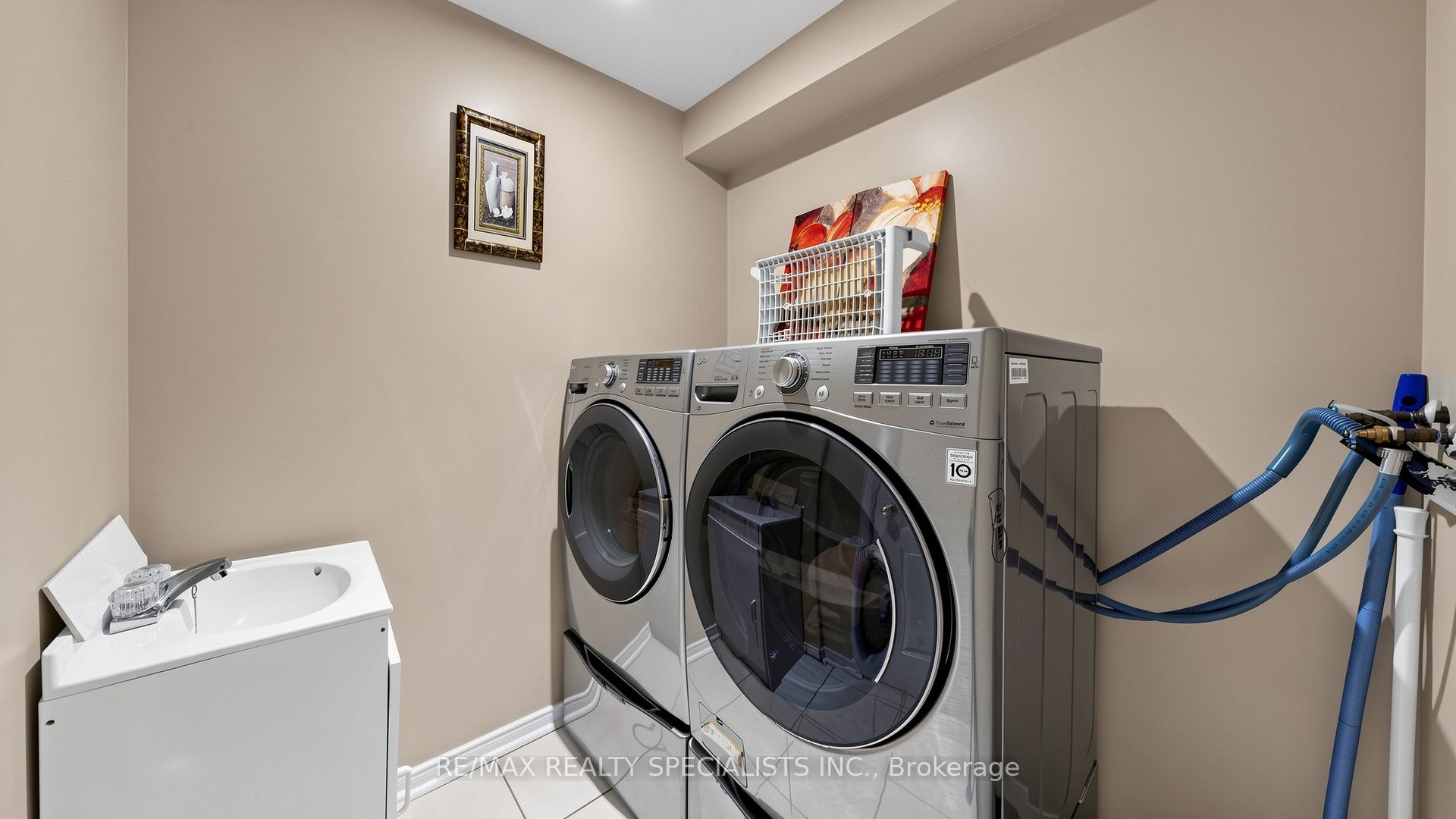 193 Queen Mary Drive Property Photo 20