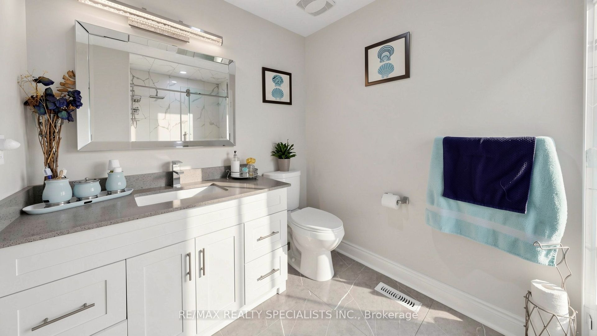 193 Queen Mary Drive Property Photo 37