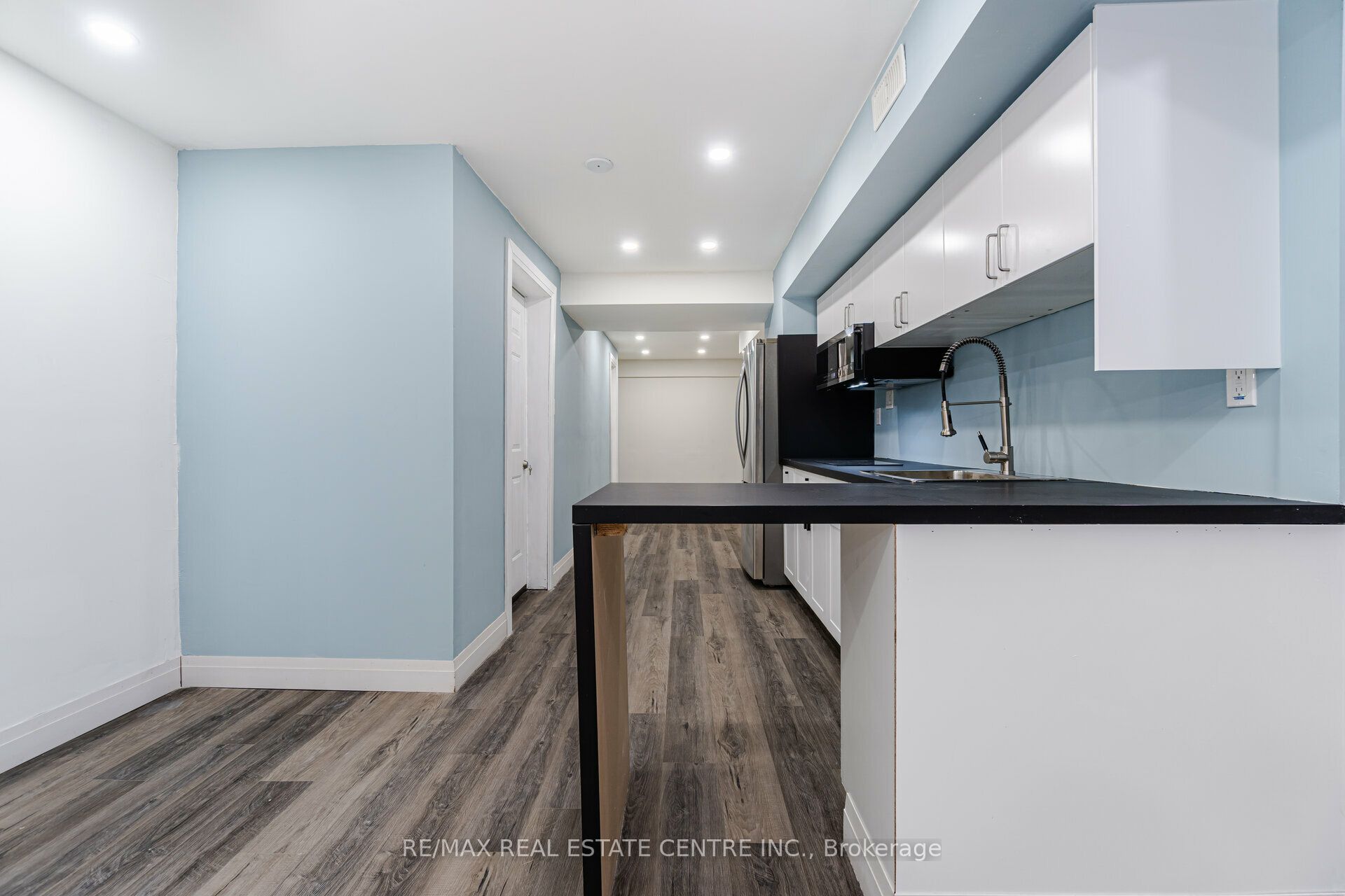 177 North Park Boulevard N Property Photo 18