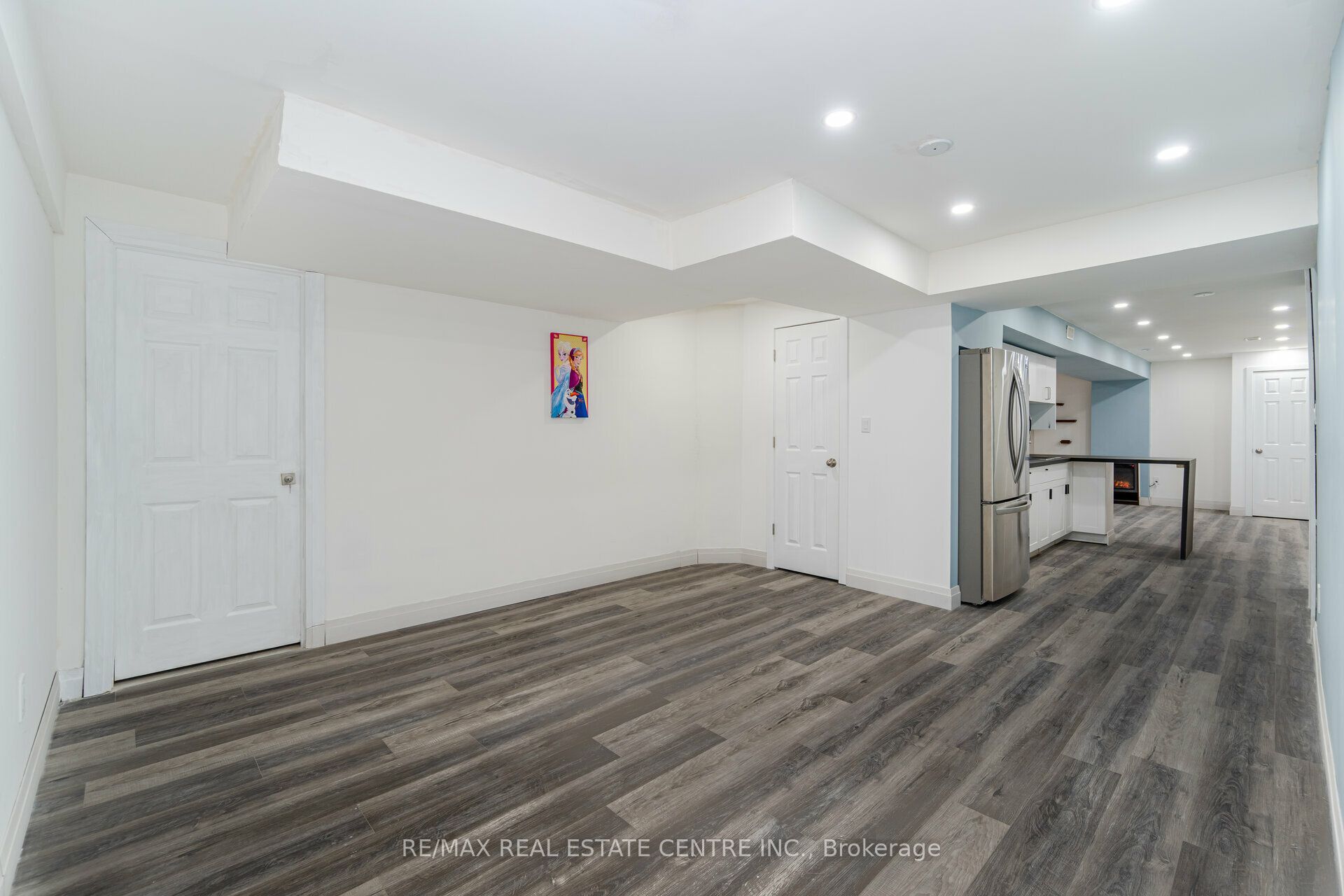 177 North Park Boulevard N Property Photo 19