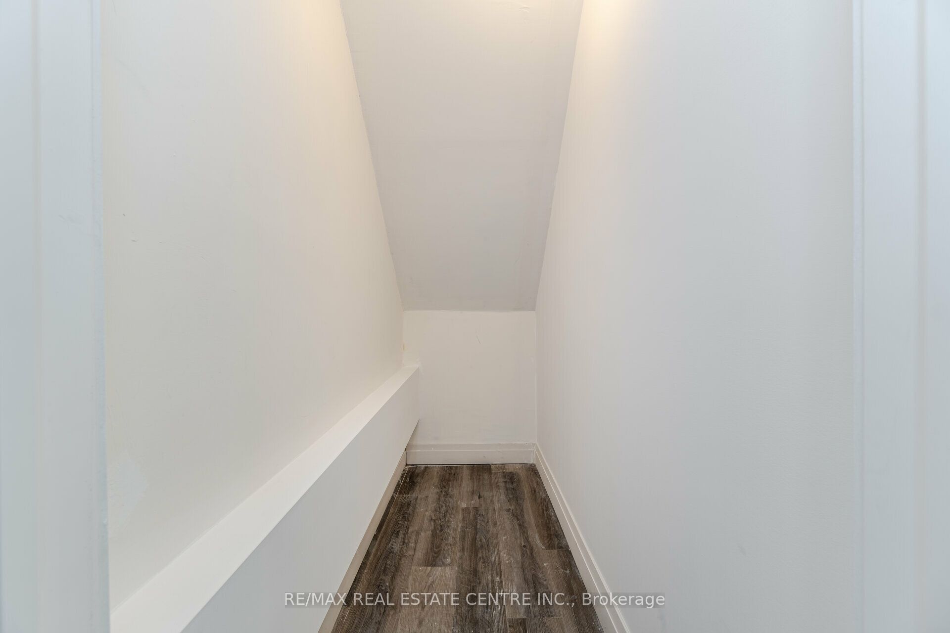 177 North Park Boulevard N Property Photo 24
