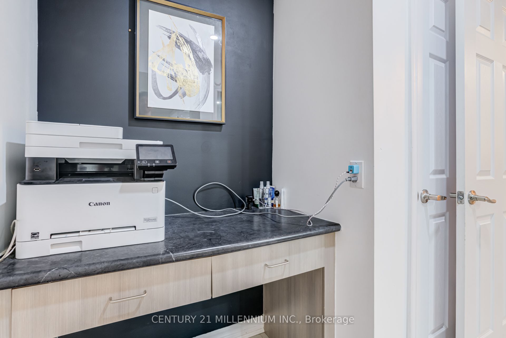 200 Veterans Drive 30 Property Photo 18