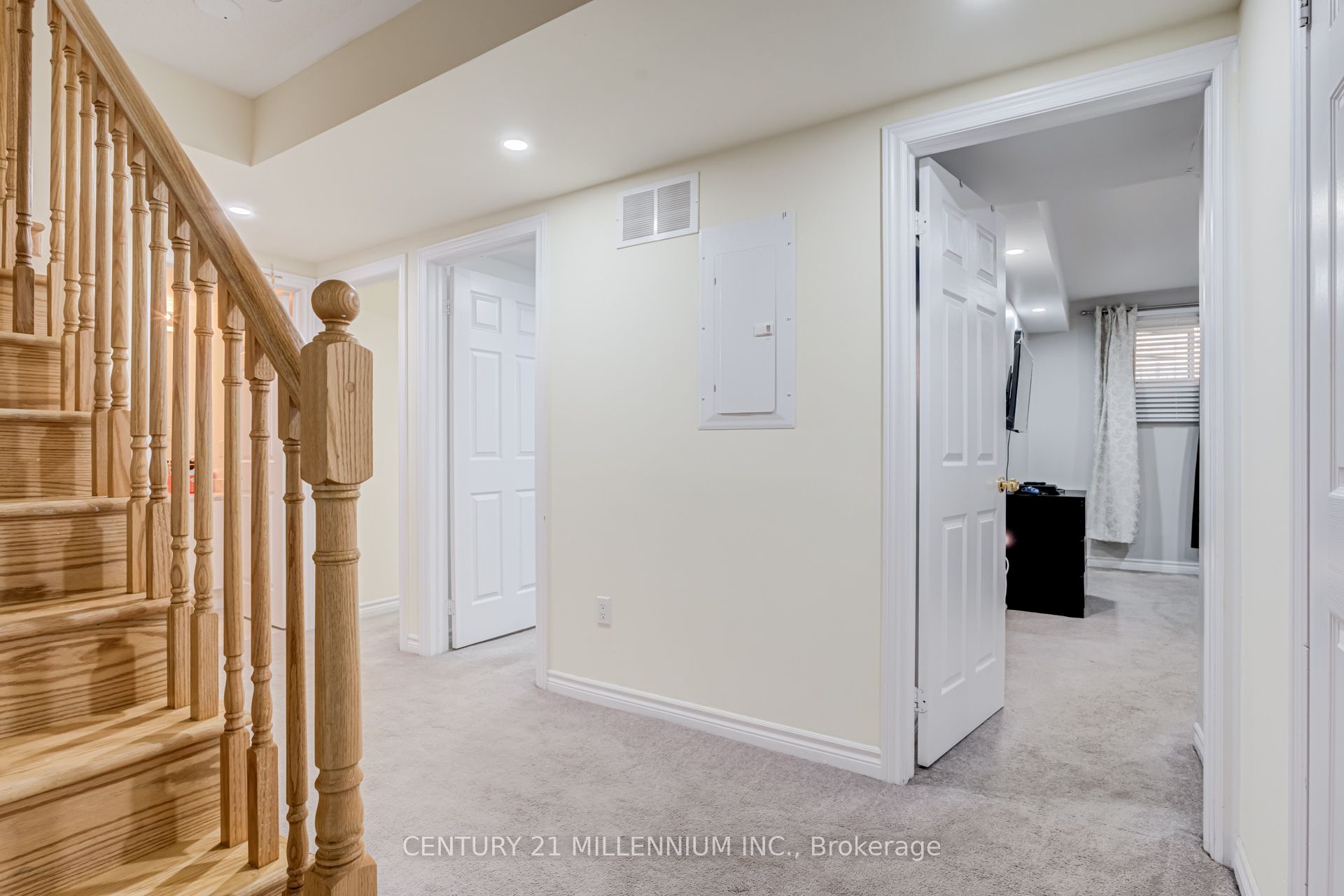 200 Veterans Drive 30 Property Photo 27