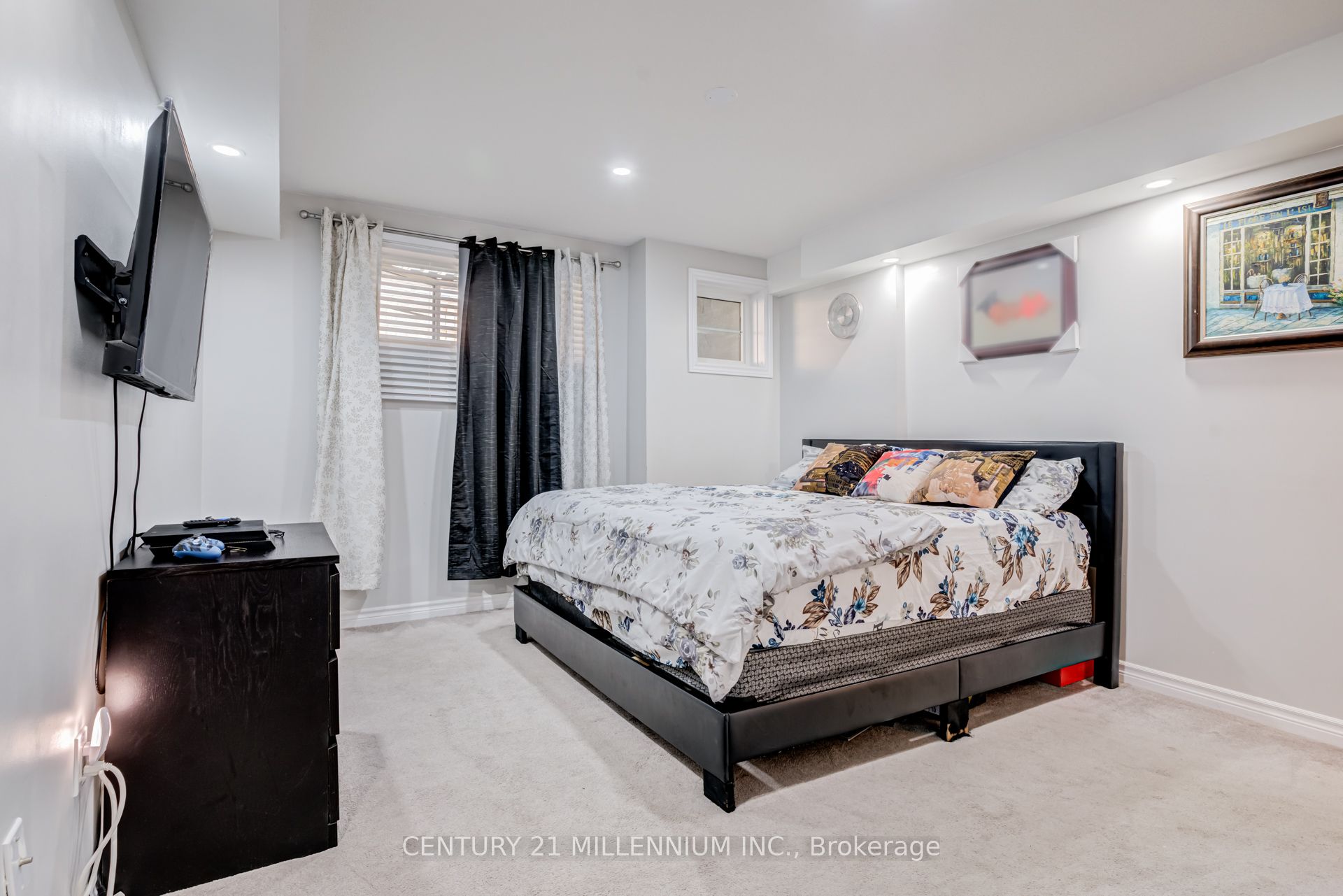 200 Veterans Drive 30 Property Photo 28
