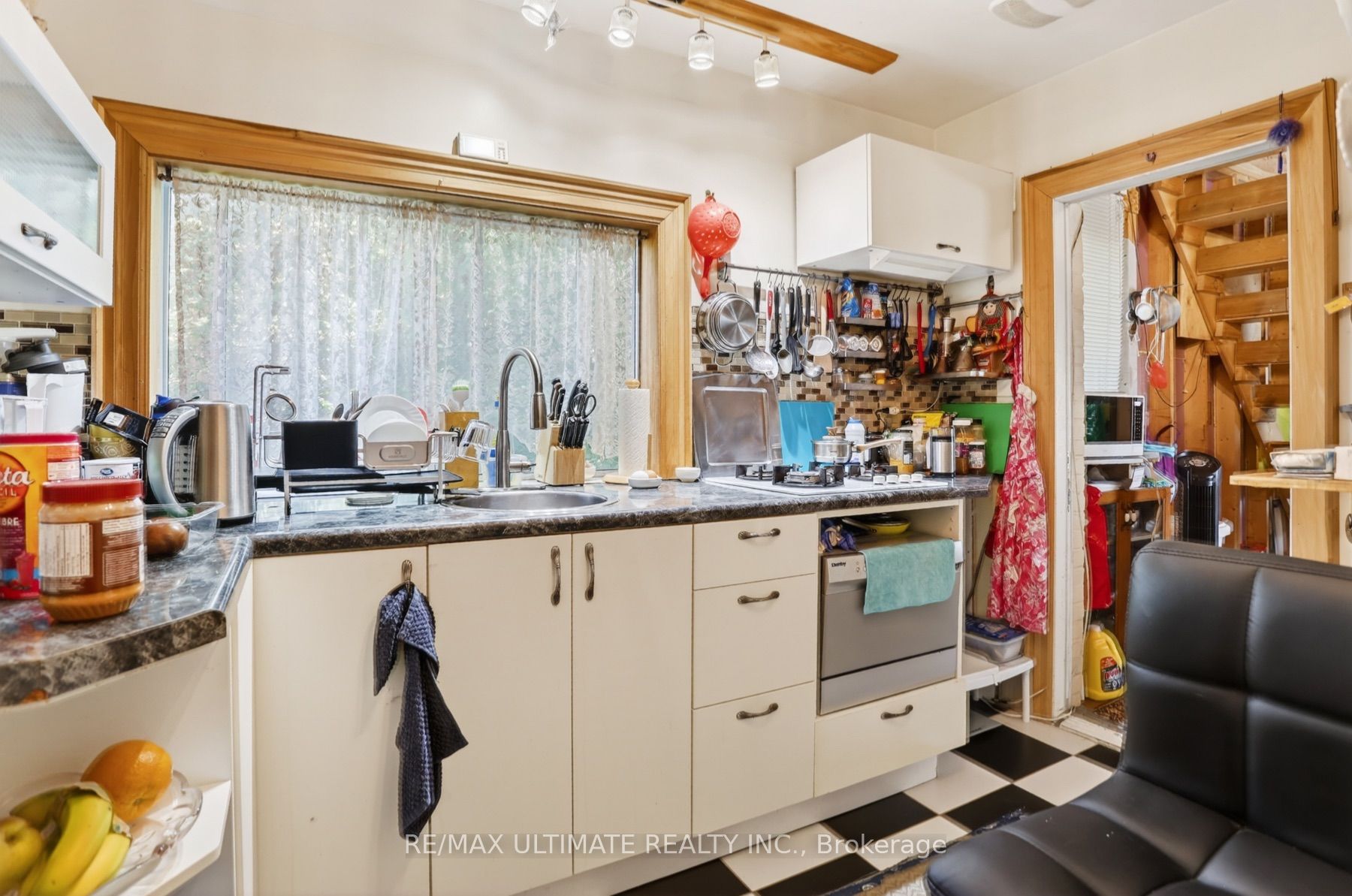 177 Varsity Road Property Photo 21