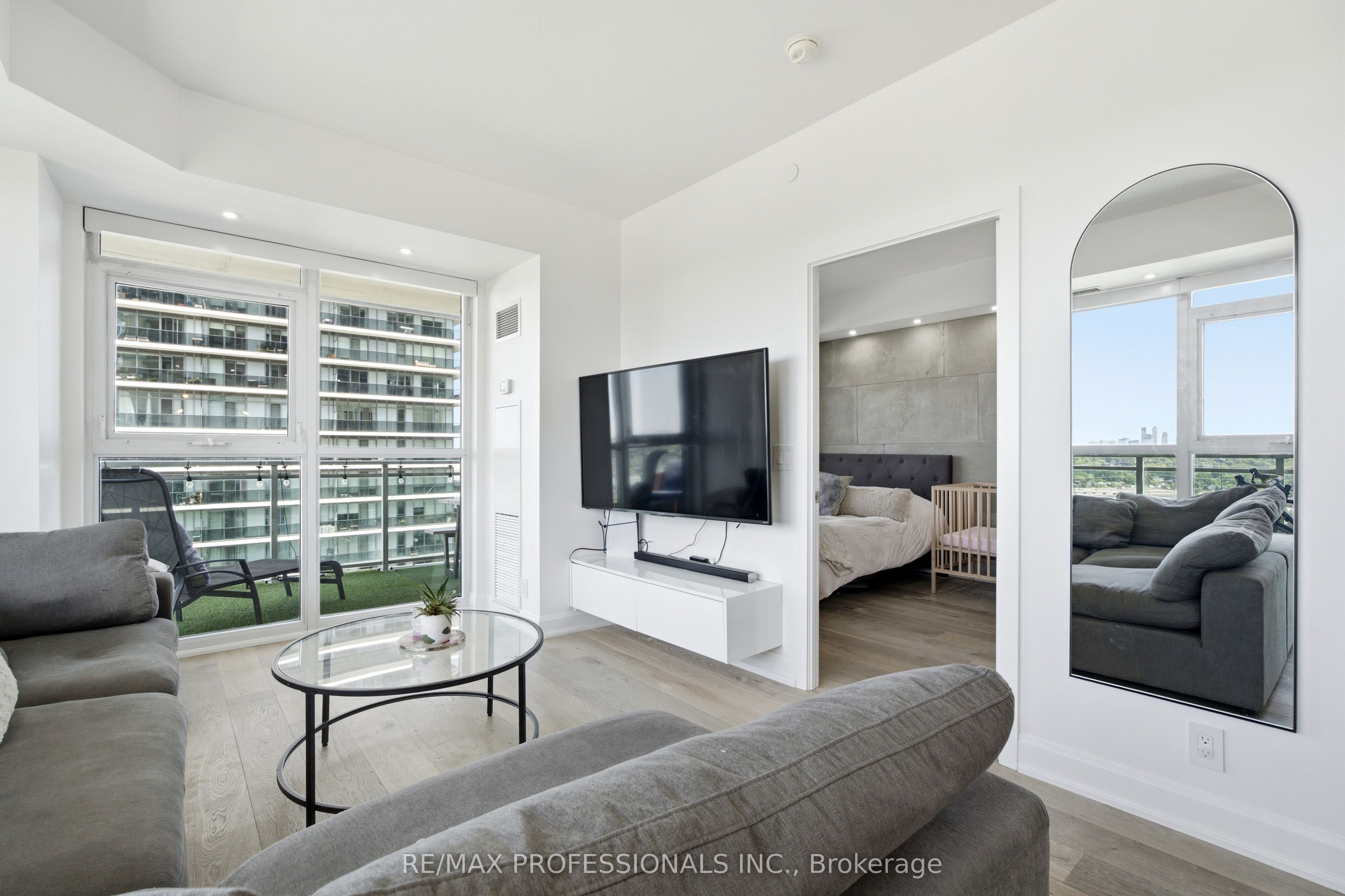 33 Shore Breeze Drive 1904 Property Photo 19