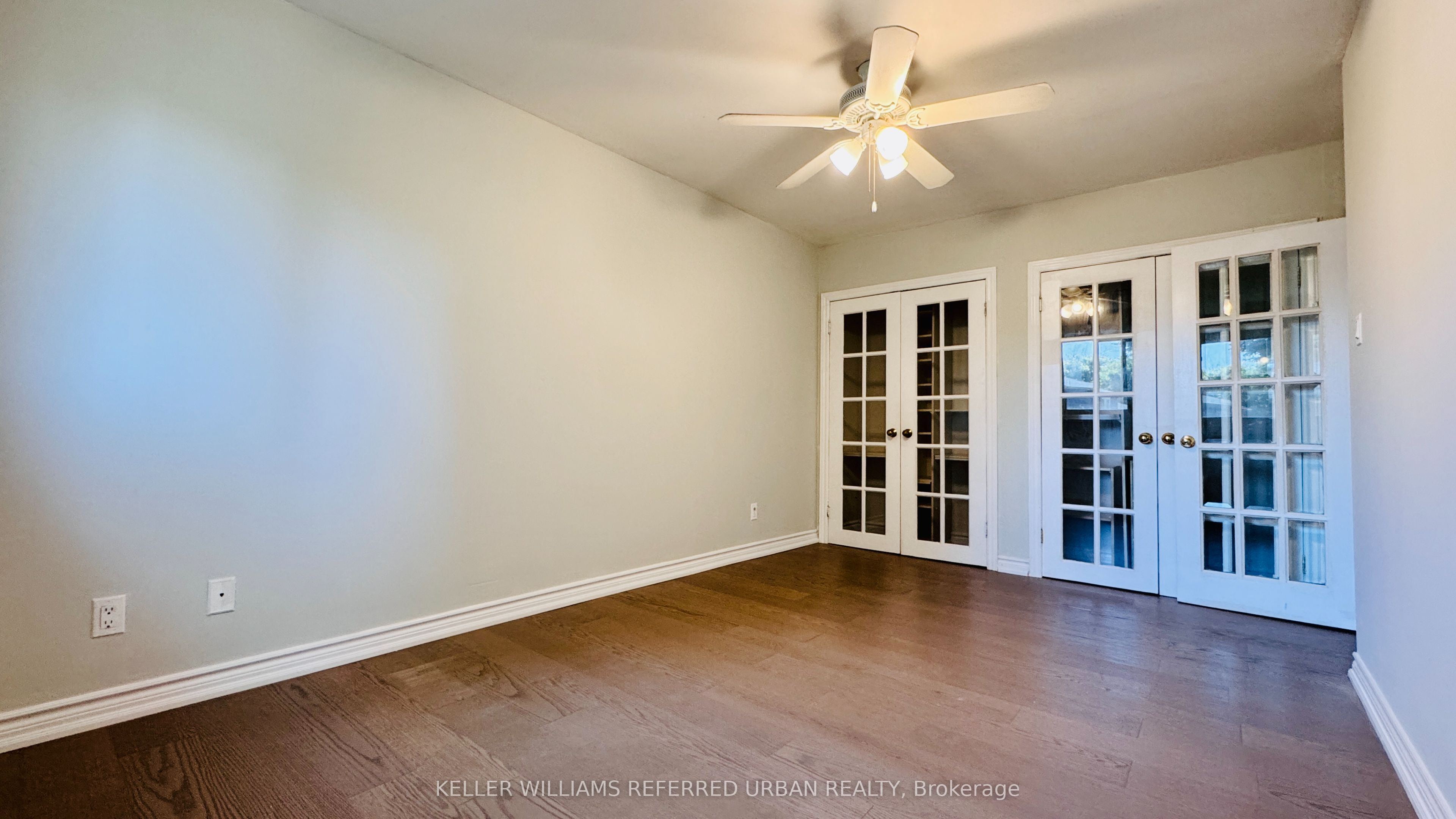 2255 Urwin Crescent Property Photo 13