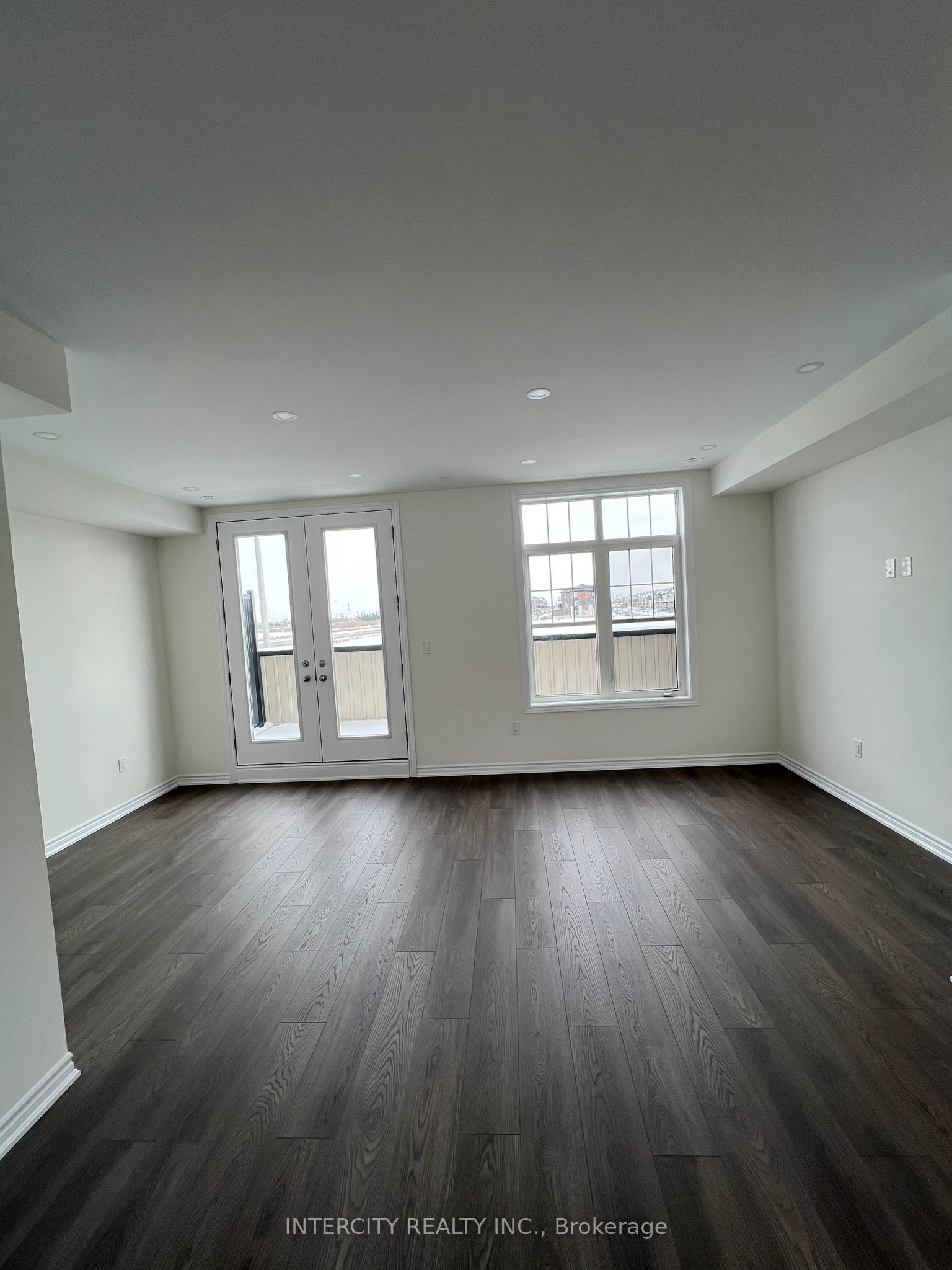 392 Tim Manley Avenue Property Photo 9
