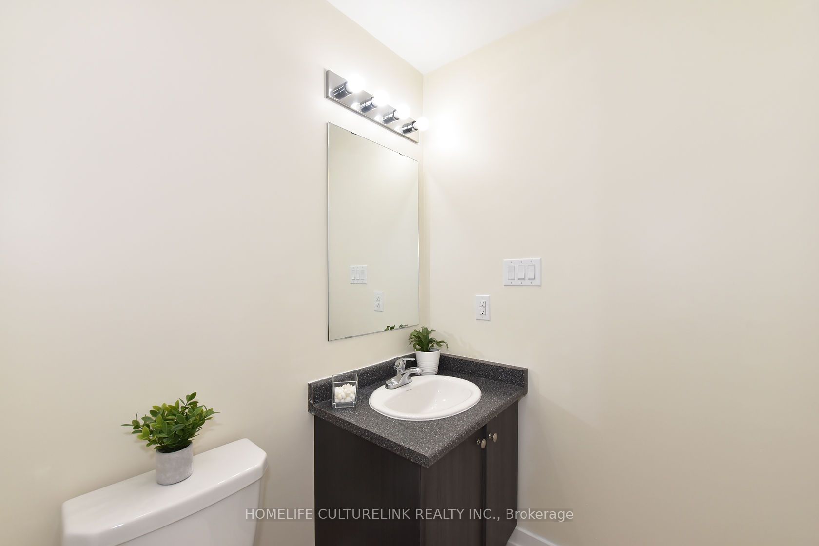 100 Parrotta Drive 89 Property Photo 23