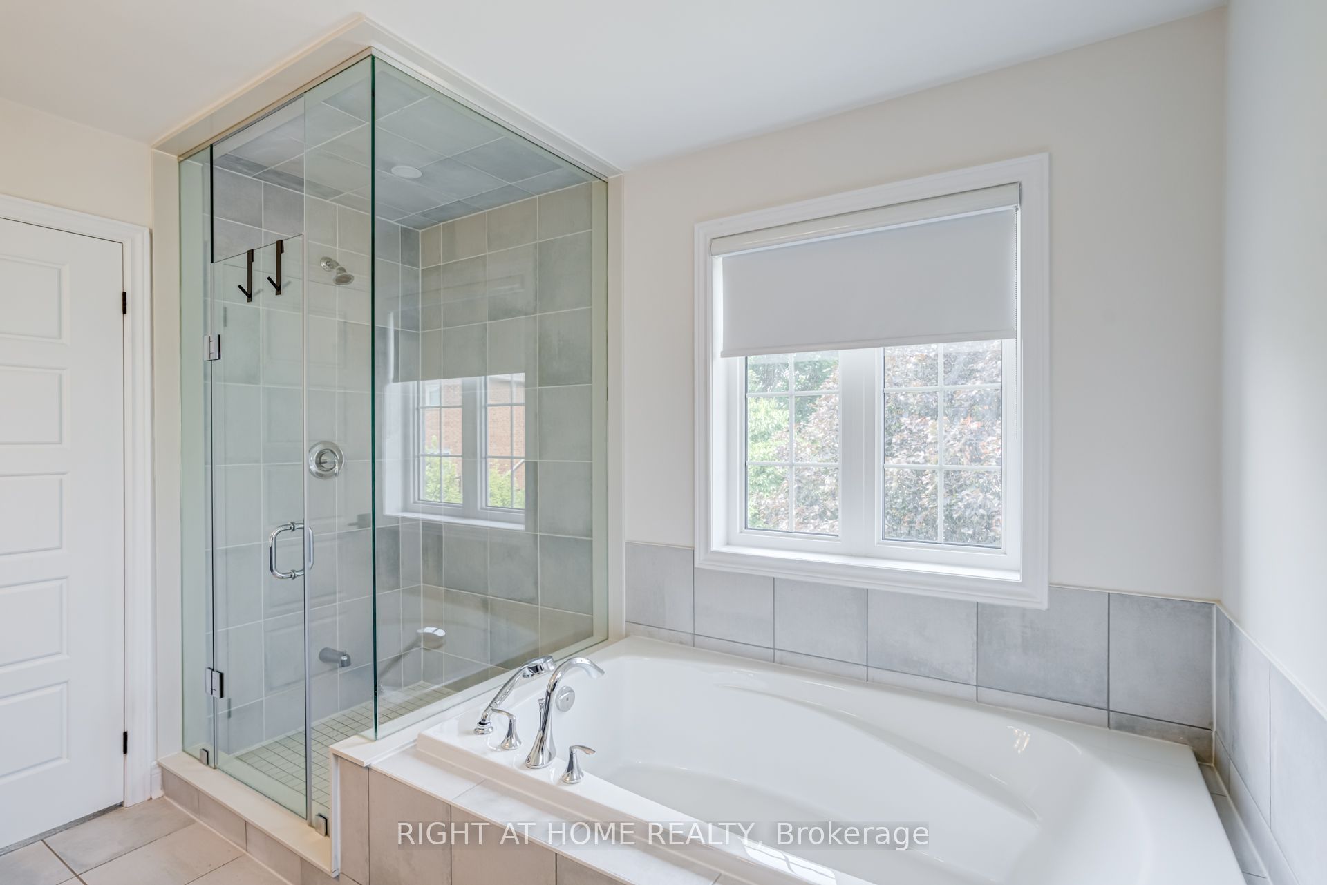 51 Rosewell Crescent Property Photo 34