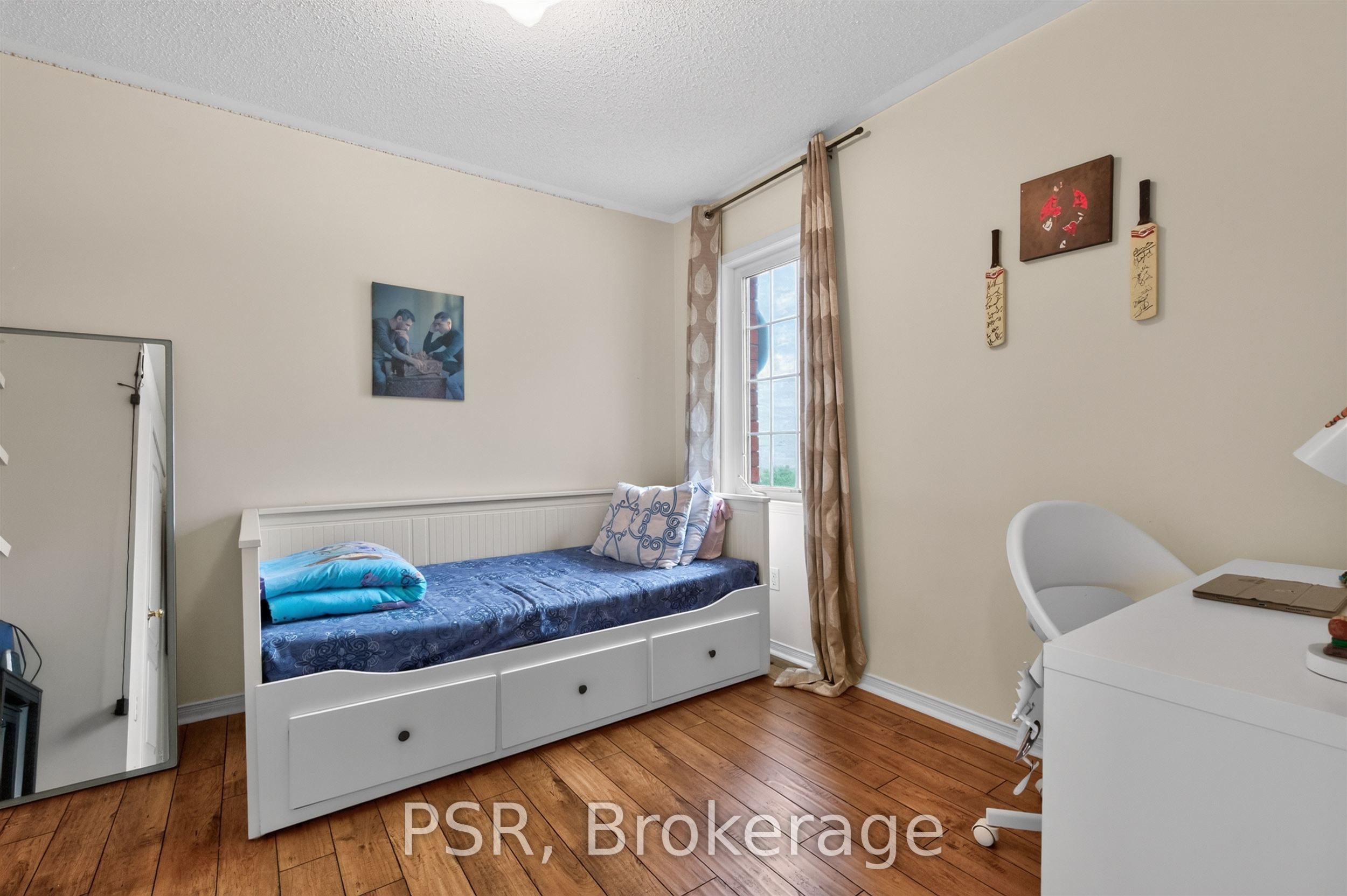 5183 Oscar Peterson Boulevard Property Photo 31