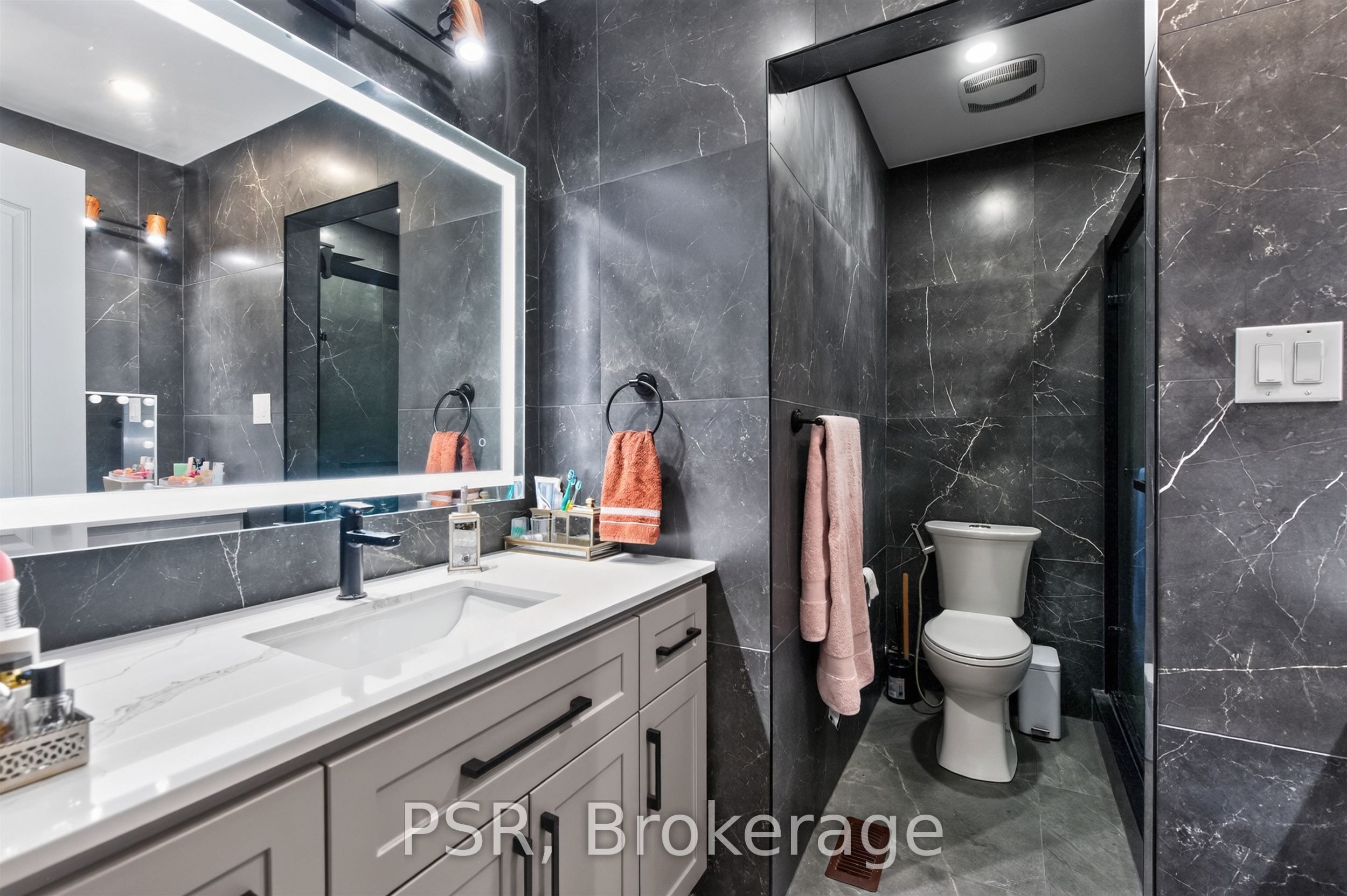5183 Oscar Peterson Boulevard Property Photo 34