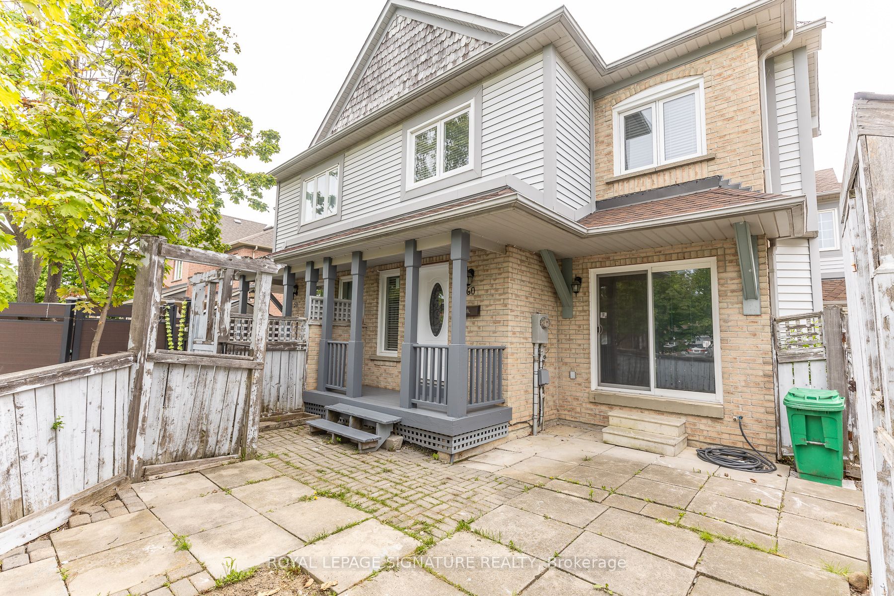 60 Blue Spruce Street Property Photo 6