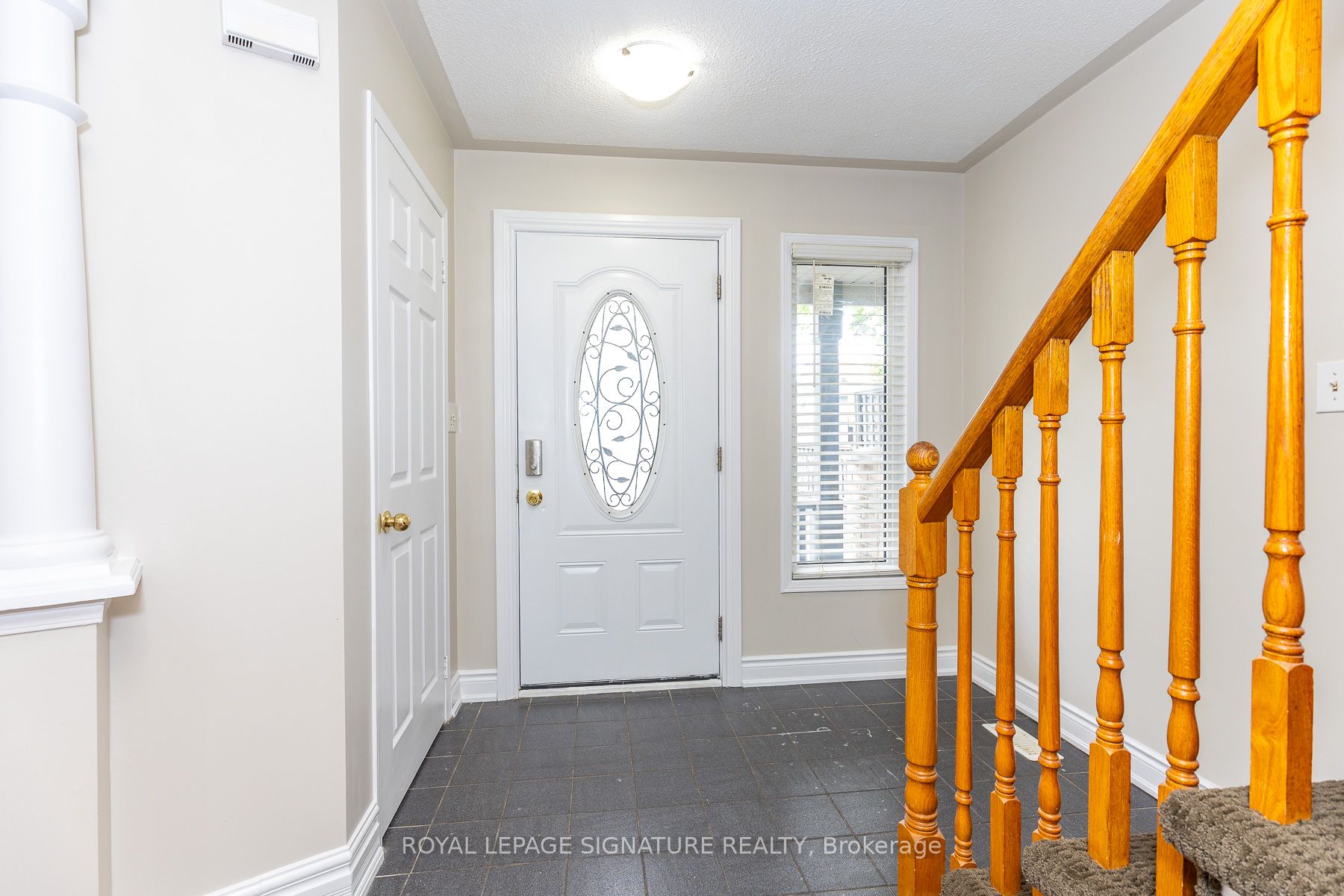 60 Blue Spruce Street Property Photo 10