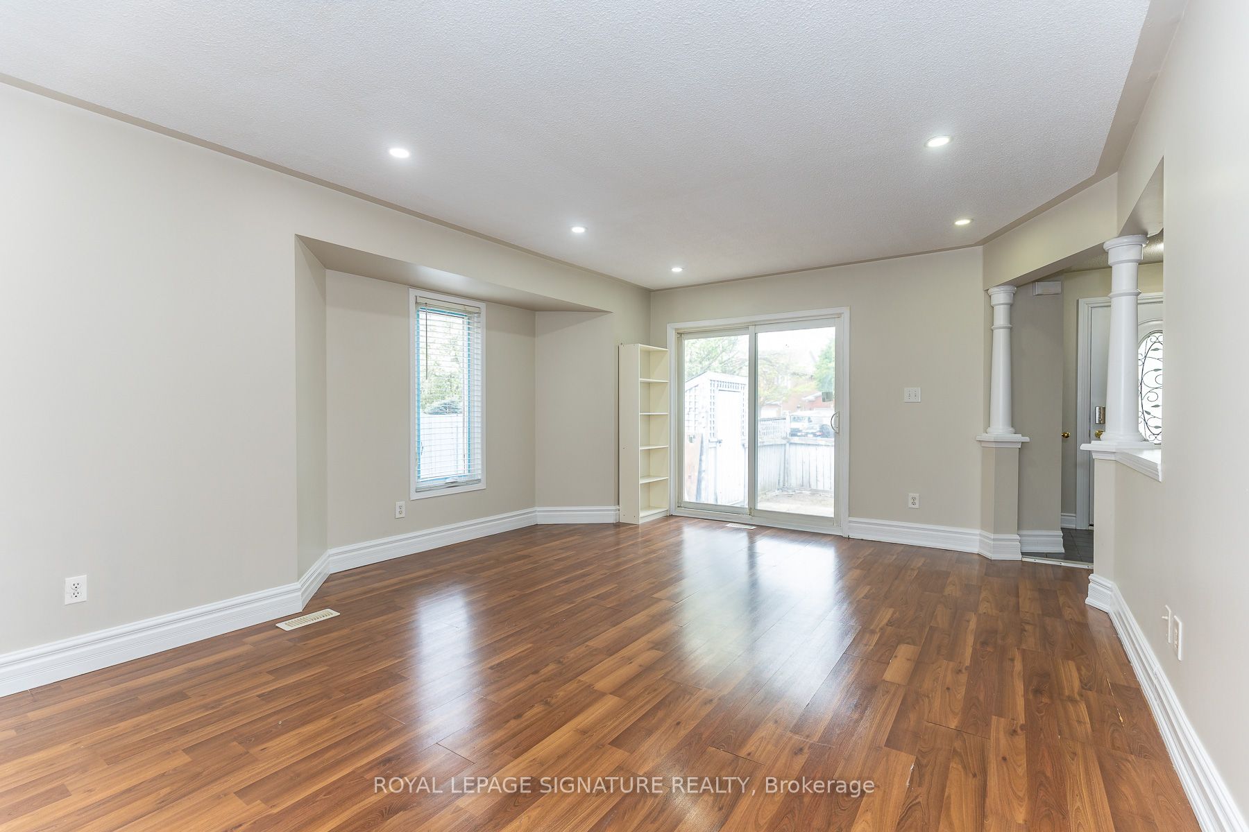 60 Blue Spruce Street Property Photo 15