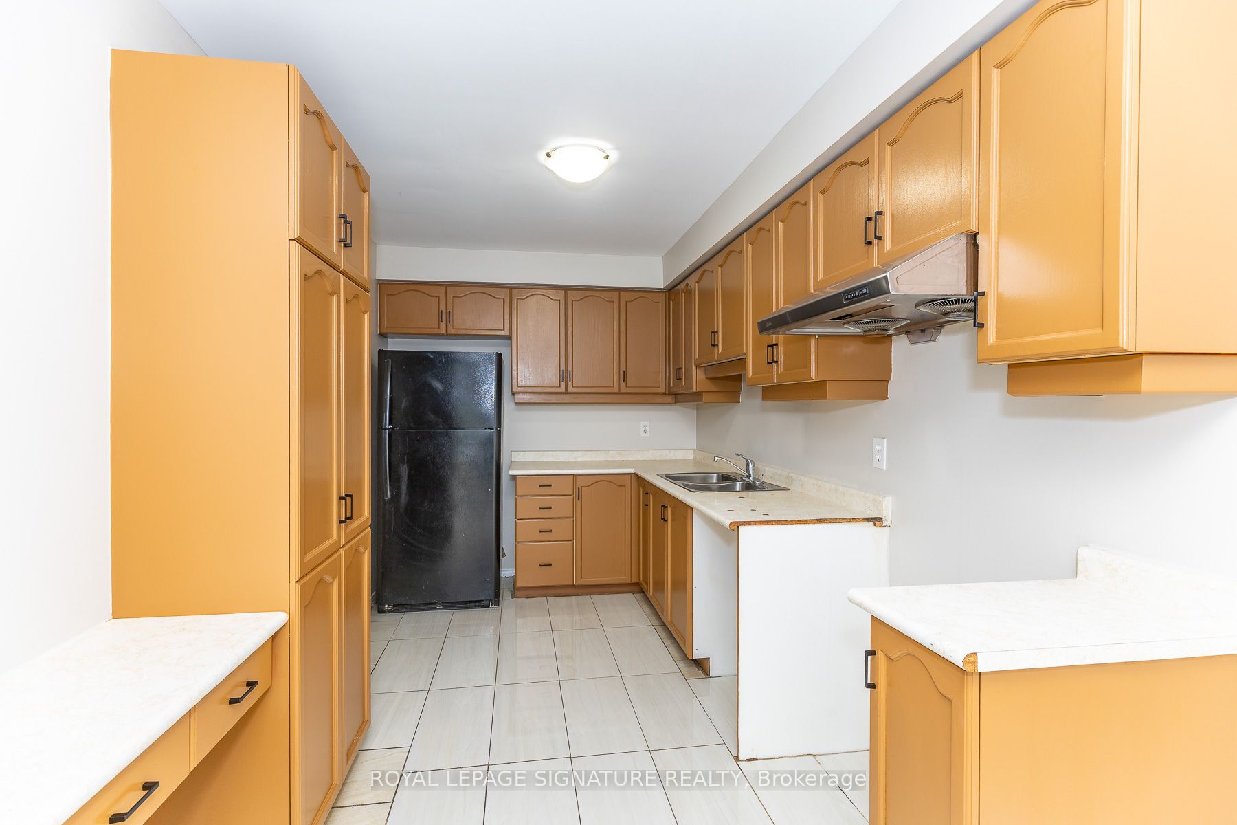 60 Blue Spruce Street Property Photo 19