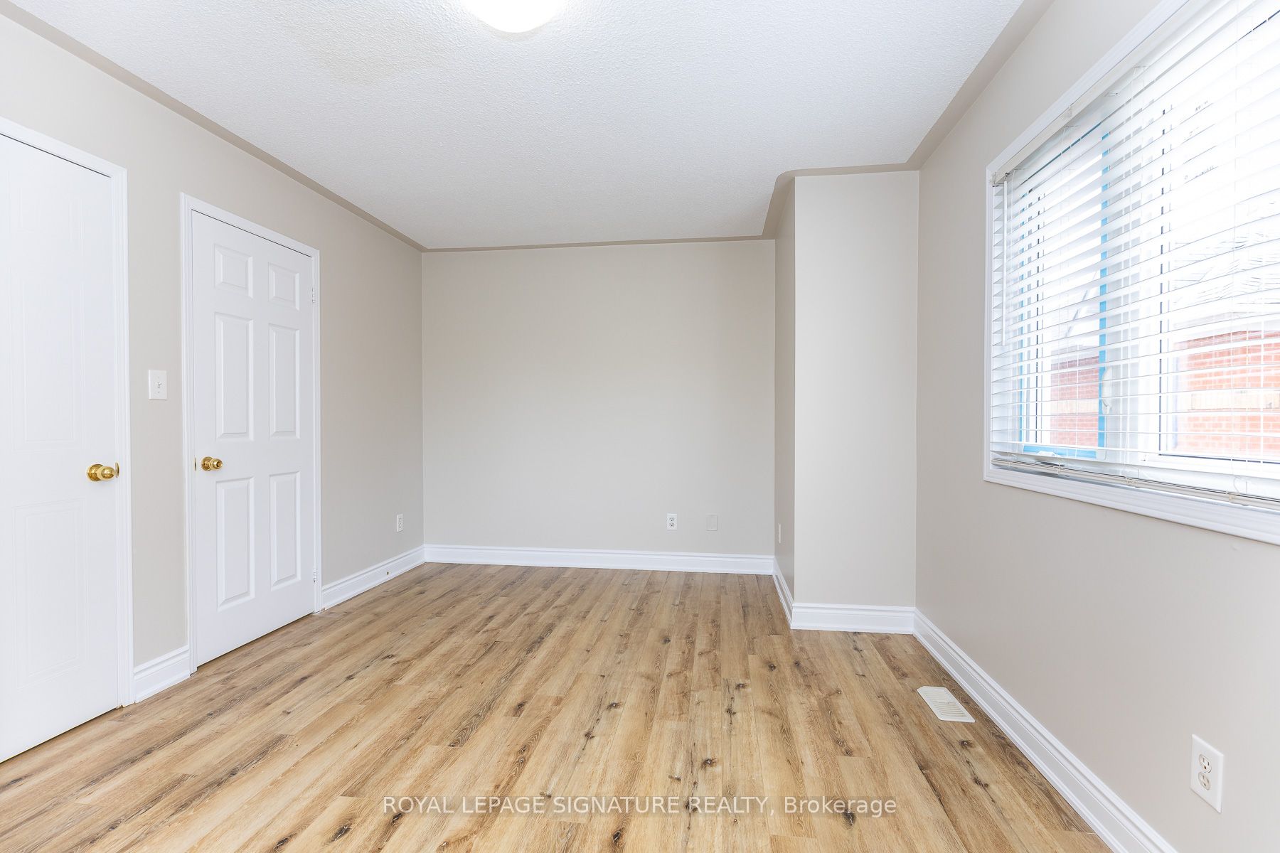 60 Blue Spruce Street Property Photo 26