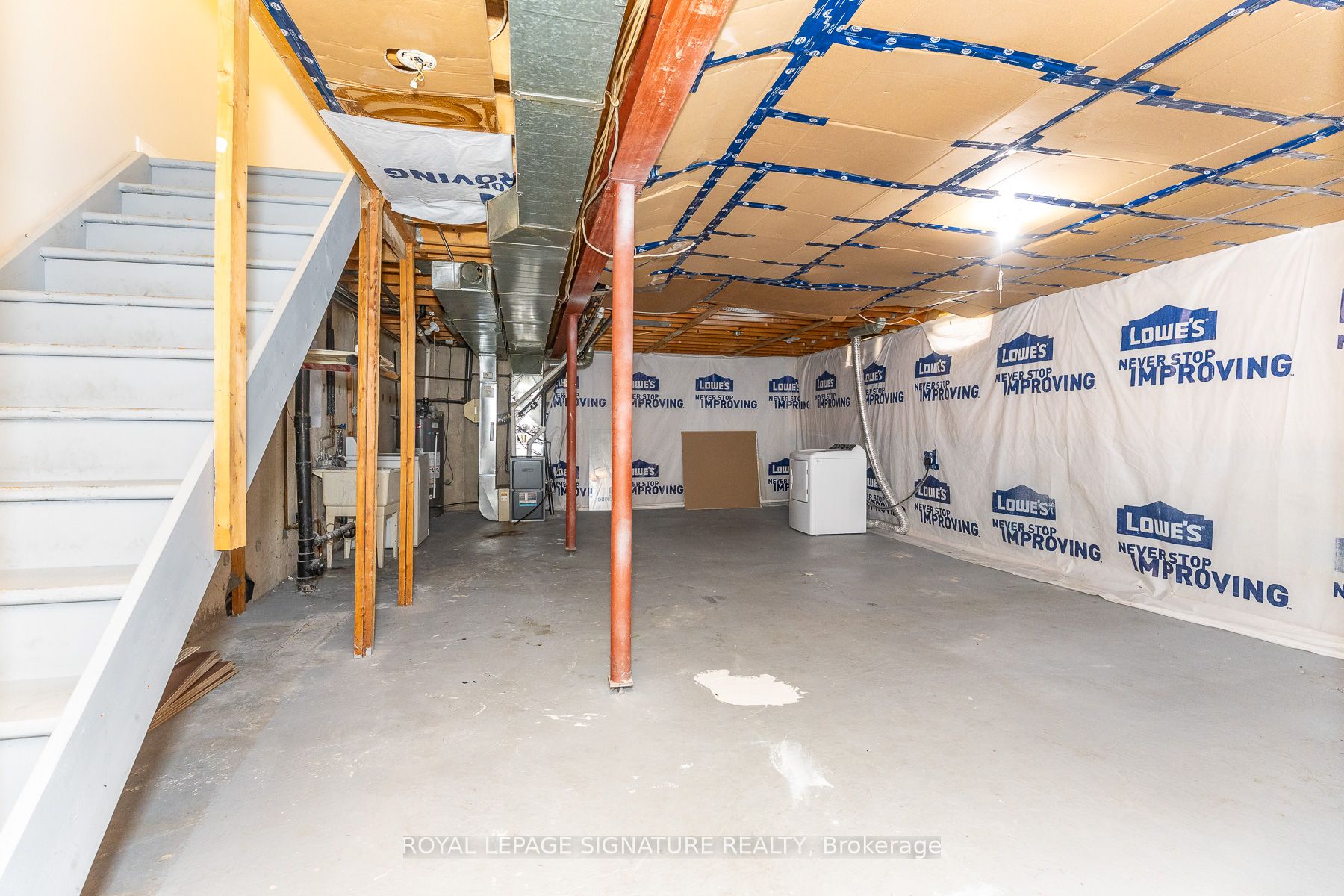 60 Blue Spruce Street Property Photo 34
