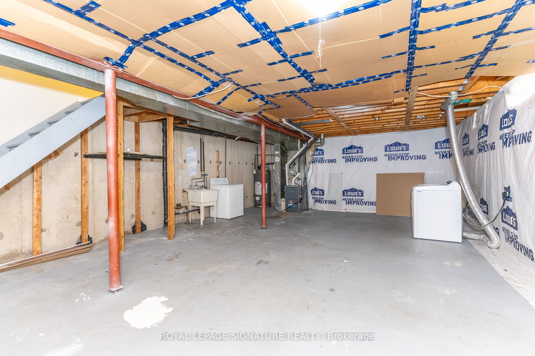 60 Blue Spruce Street Property Photo 35