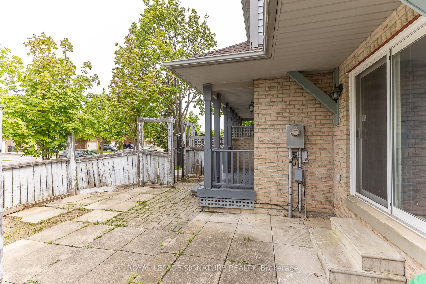 60 Blue Spruce Street Property Photo 38